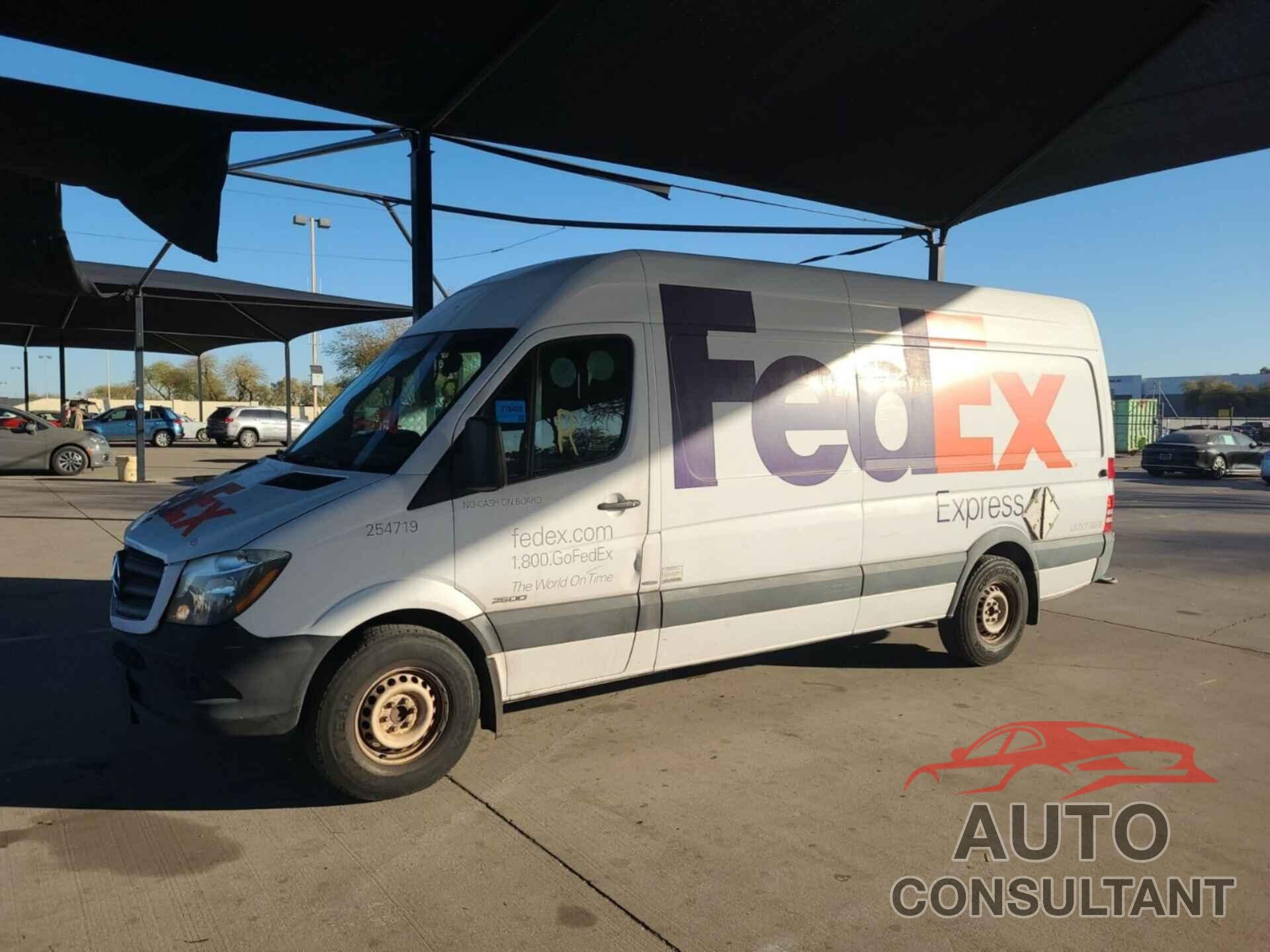 MERCEDES-BENZ SPRINTER 2014 - WD3PE8DE2E5896245