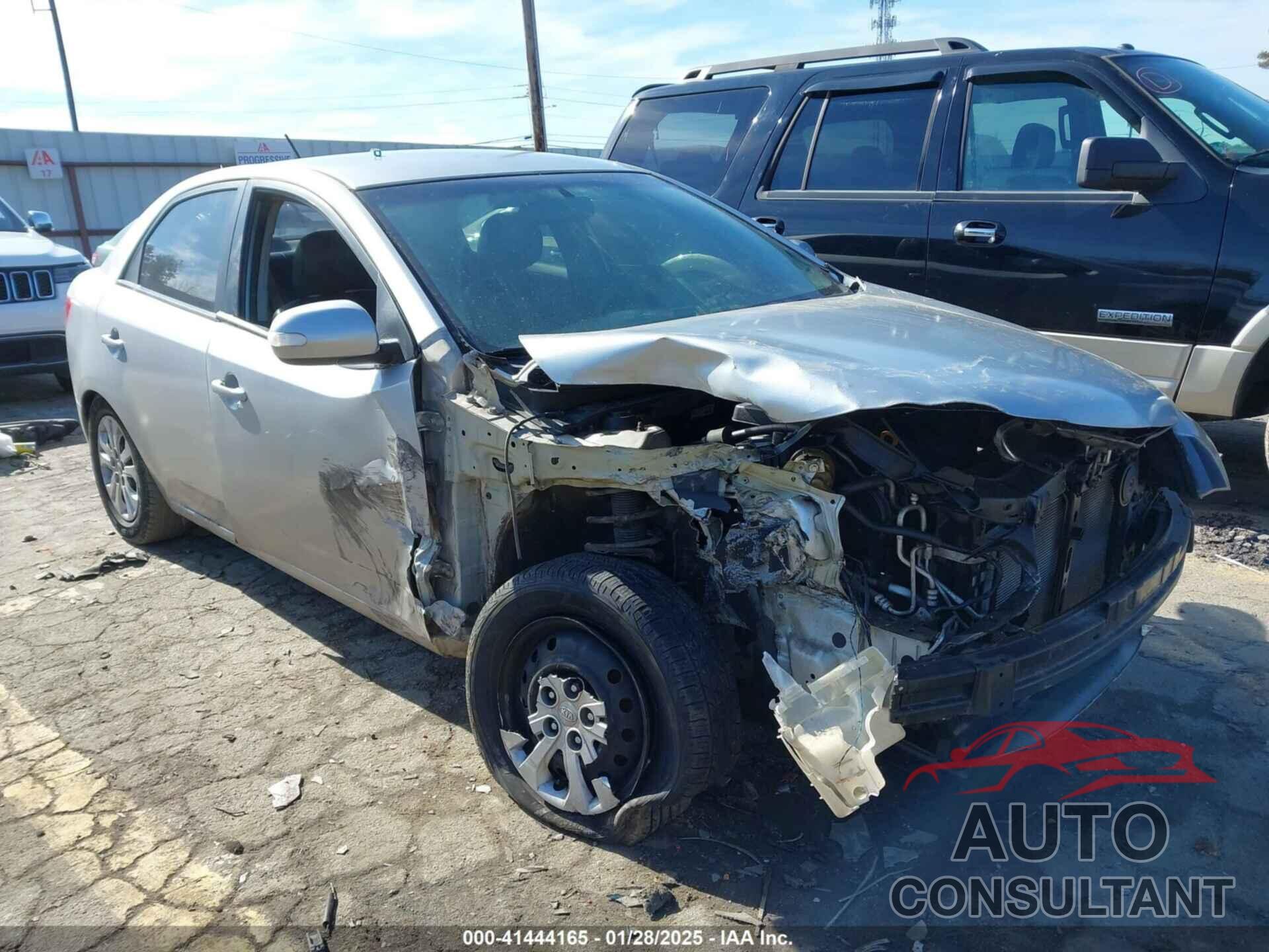 KIA FORTE 2010 - KNAFU4A26A5104144