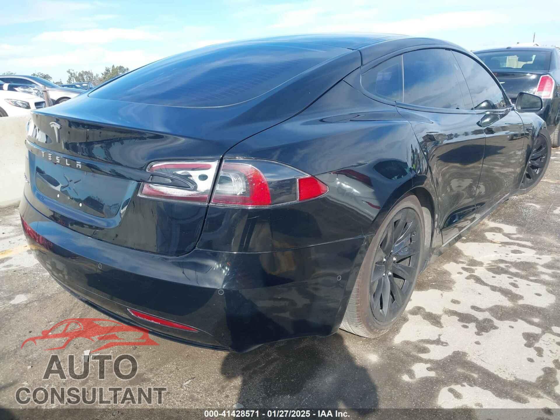 TESLA MODEL S 2017 - 5YJSA1E2XHF213346