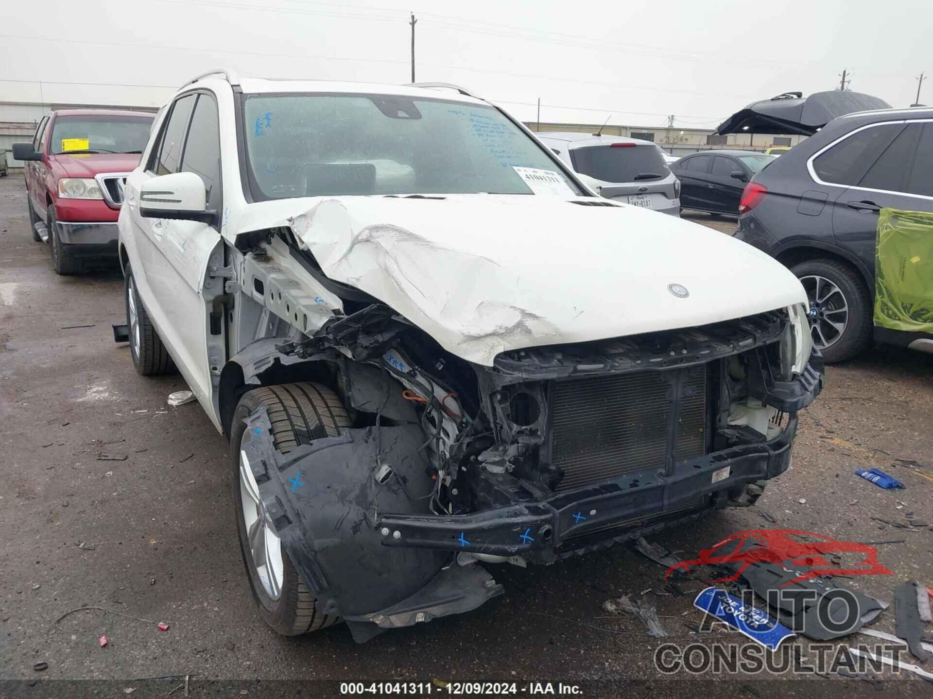 MERCEDES-BENZ ML 350 2012 - 4JGDA5HB8CA083494