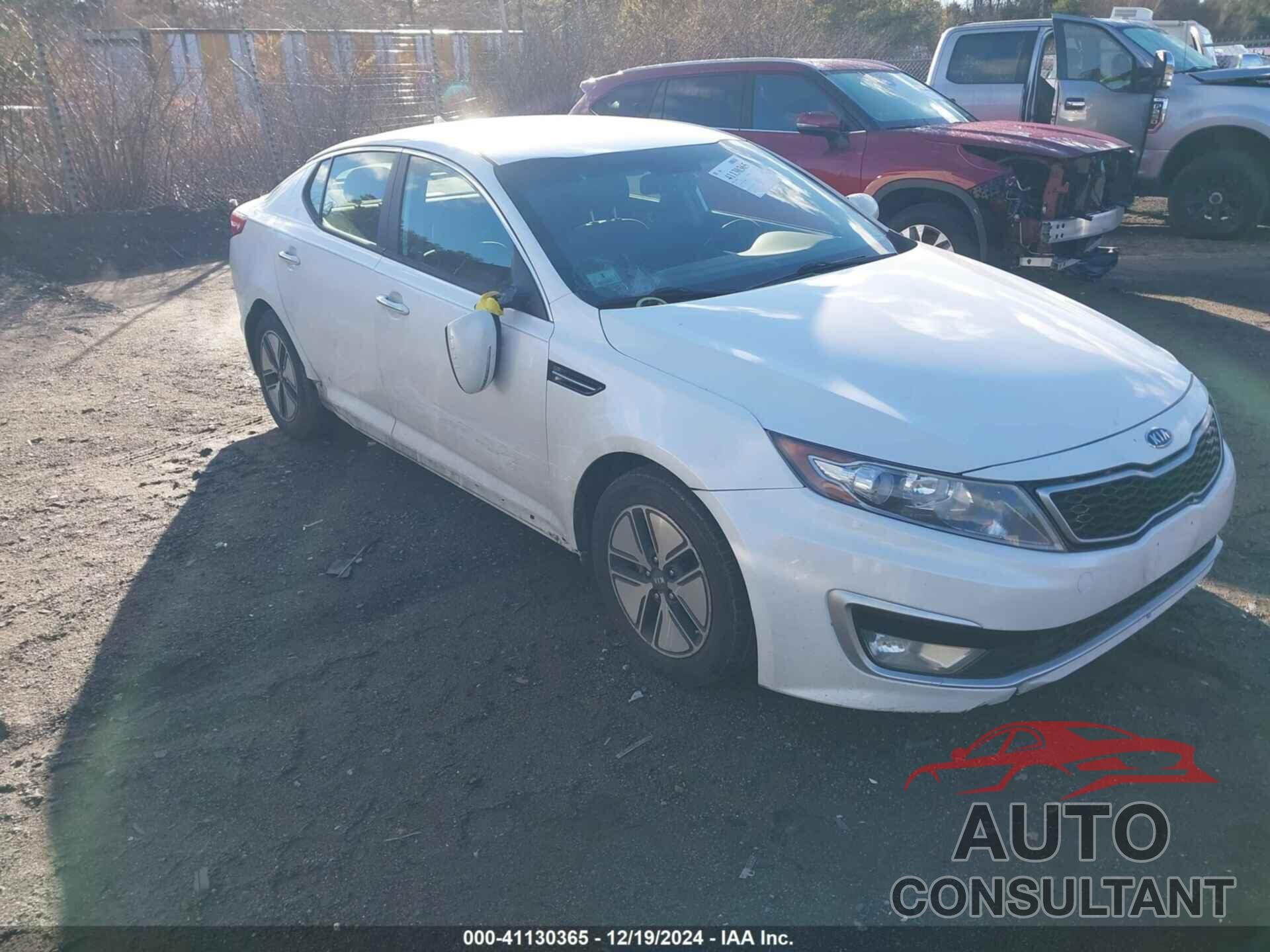 KIA OPTIMA HYBRID 2011 - KNAGM4AD7B5000494