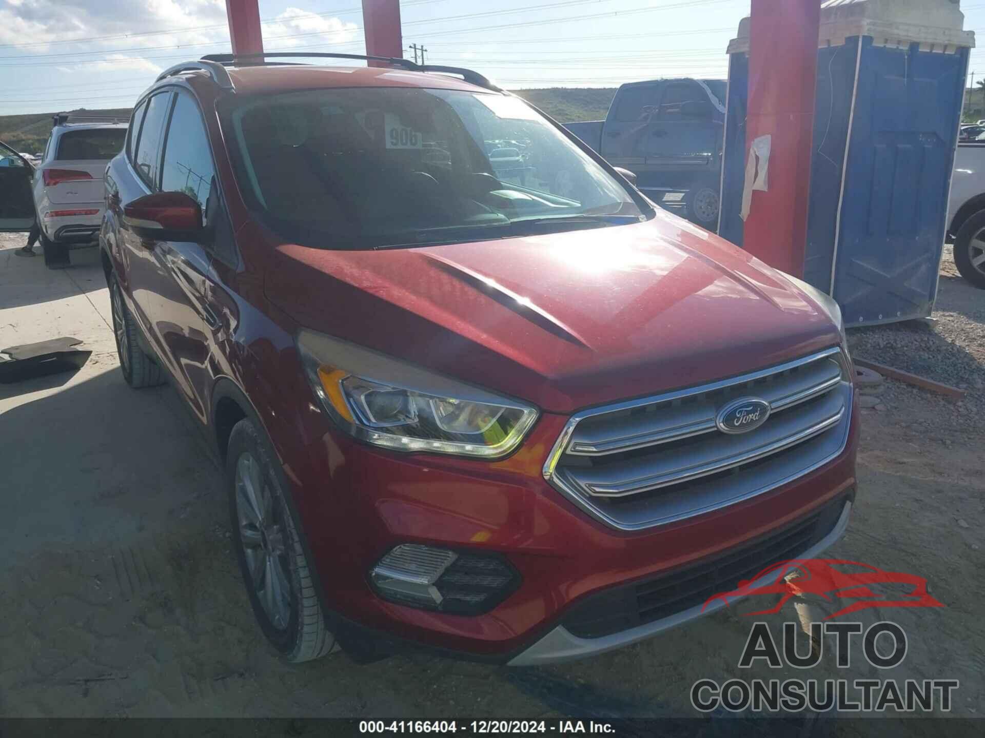 FORD ESCAPE 2017 - 1FMCU0J94HUB62406