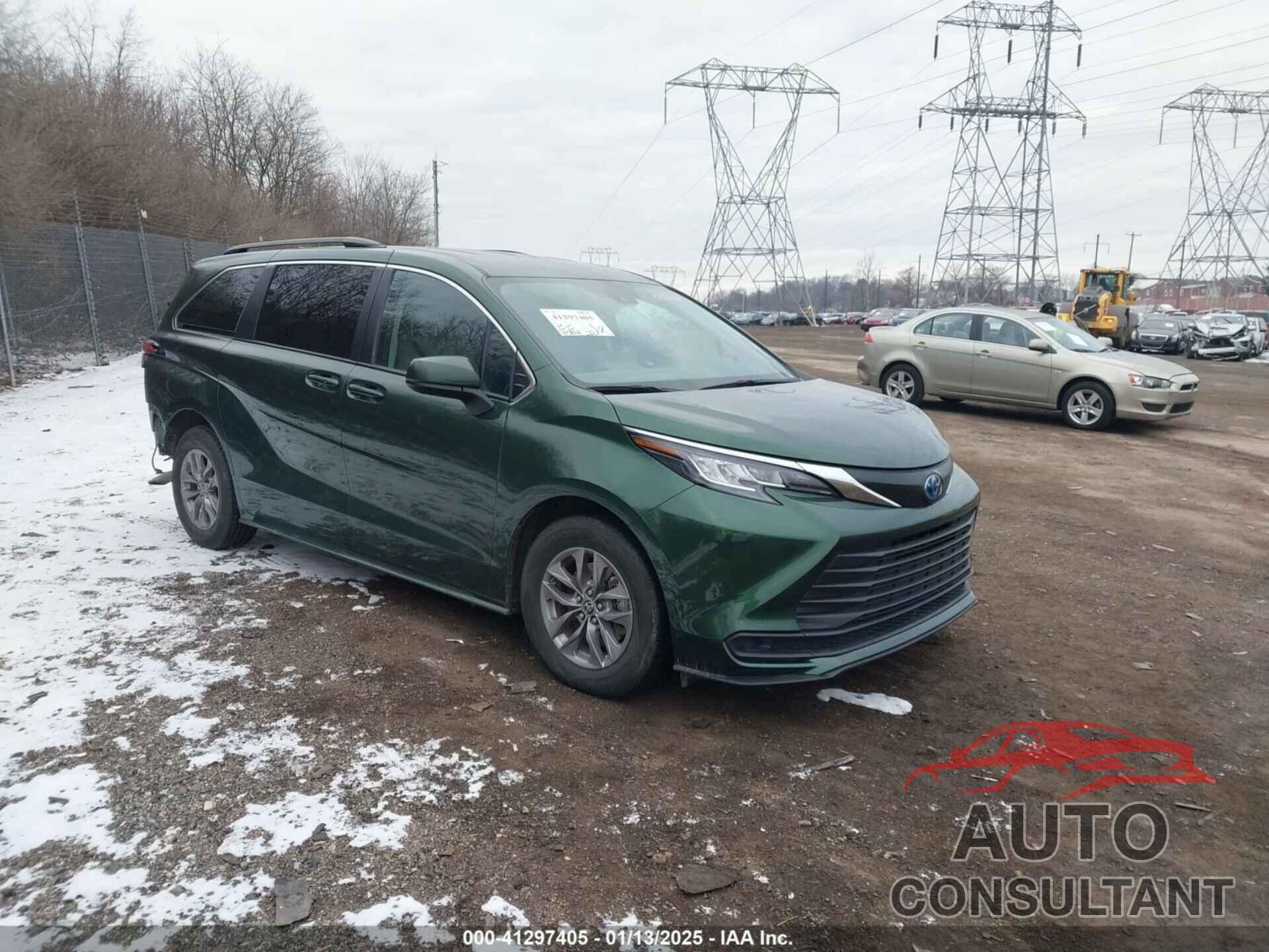 TOYOTA SIENNA 2022 - 5TDKSKFCXNS052448