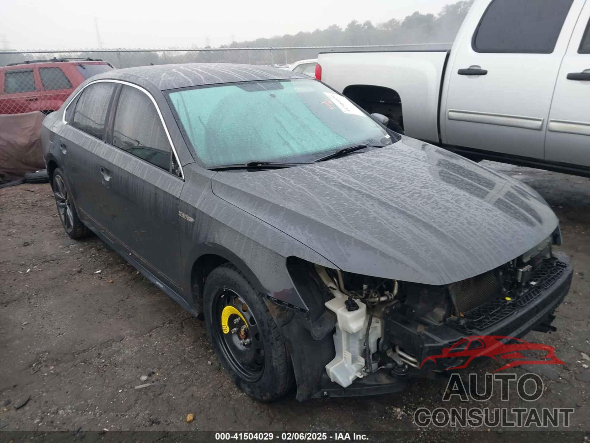 VOLKSWAGEN PASSAT 2017 - 1VWDT7A31HC000820