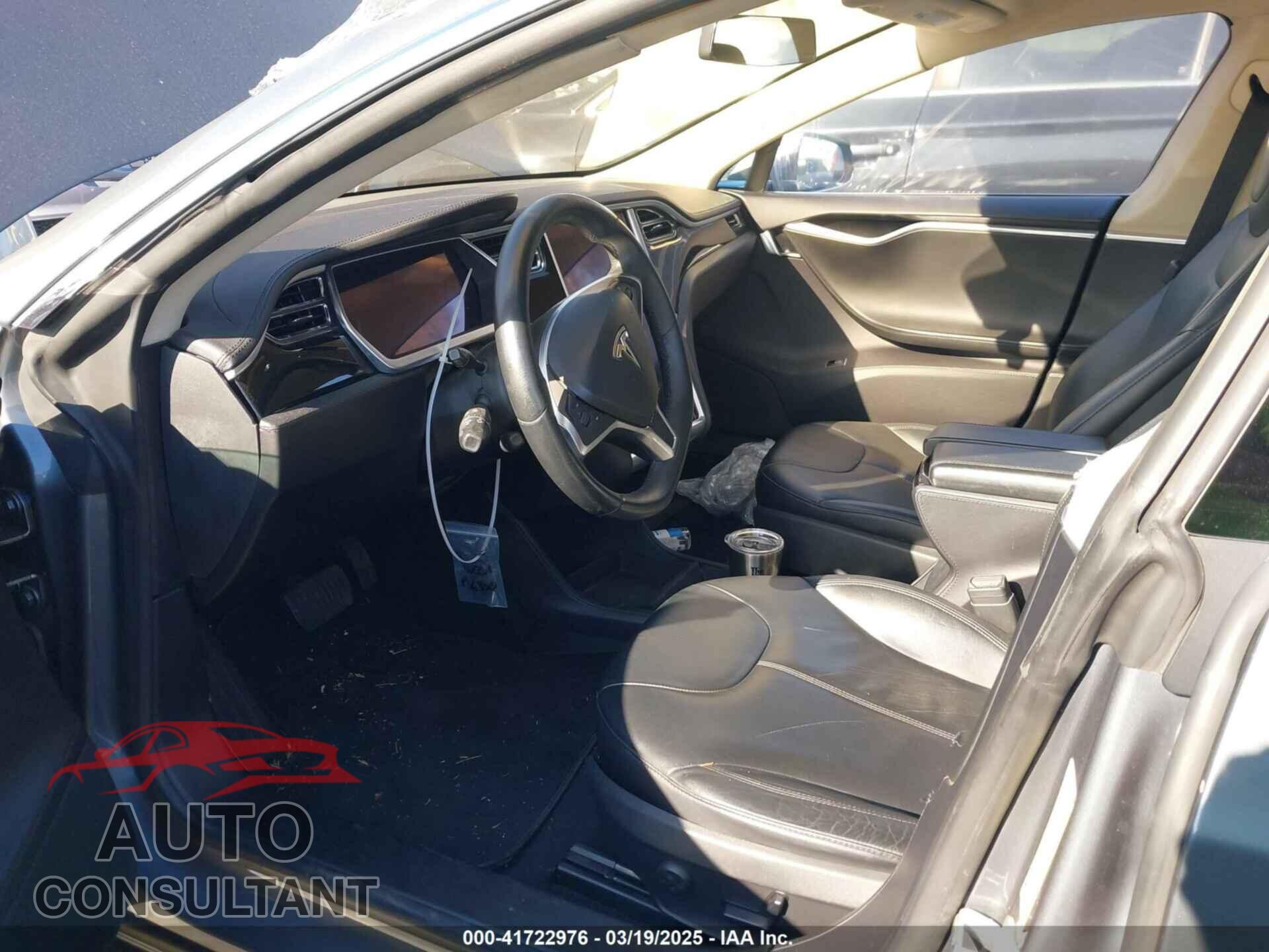 TESLA MODEL S 2013 - 5YJSA1DN4DFP06350
