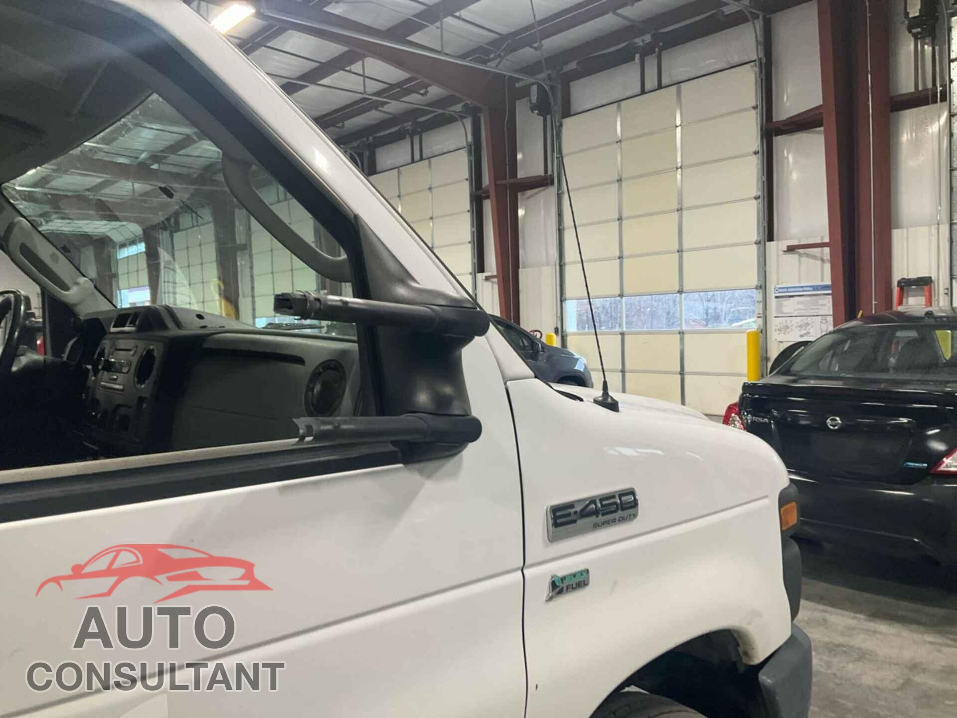 FORD E-450 CUTAWAY 2013 - 1FDXE4FL6DDB02728