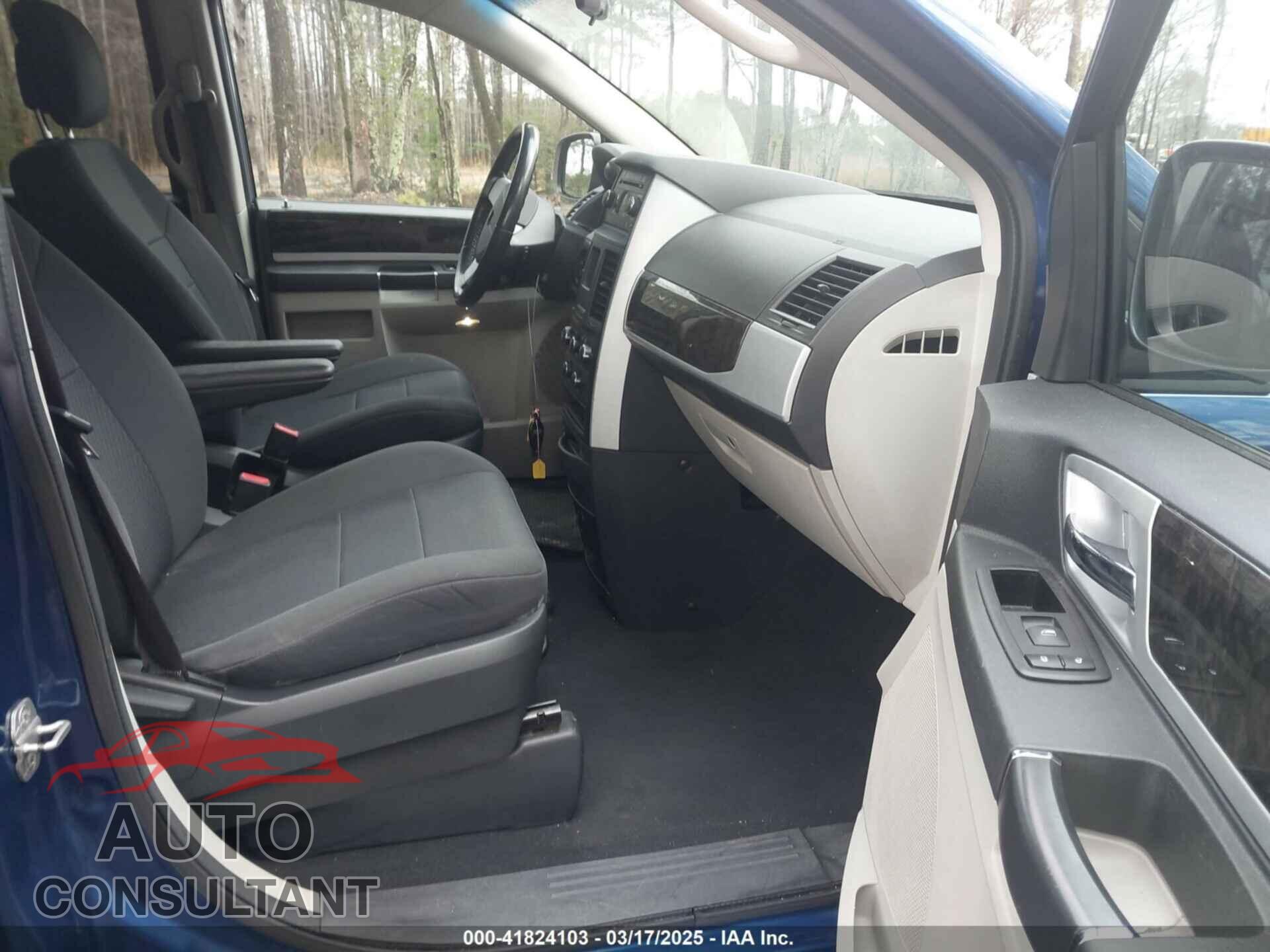DODGE GRAND CARAVAN 2010 - 2D4RN5D10AR444448