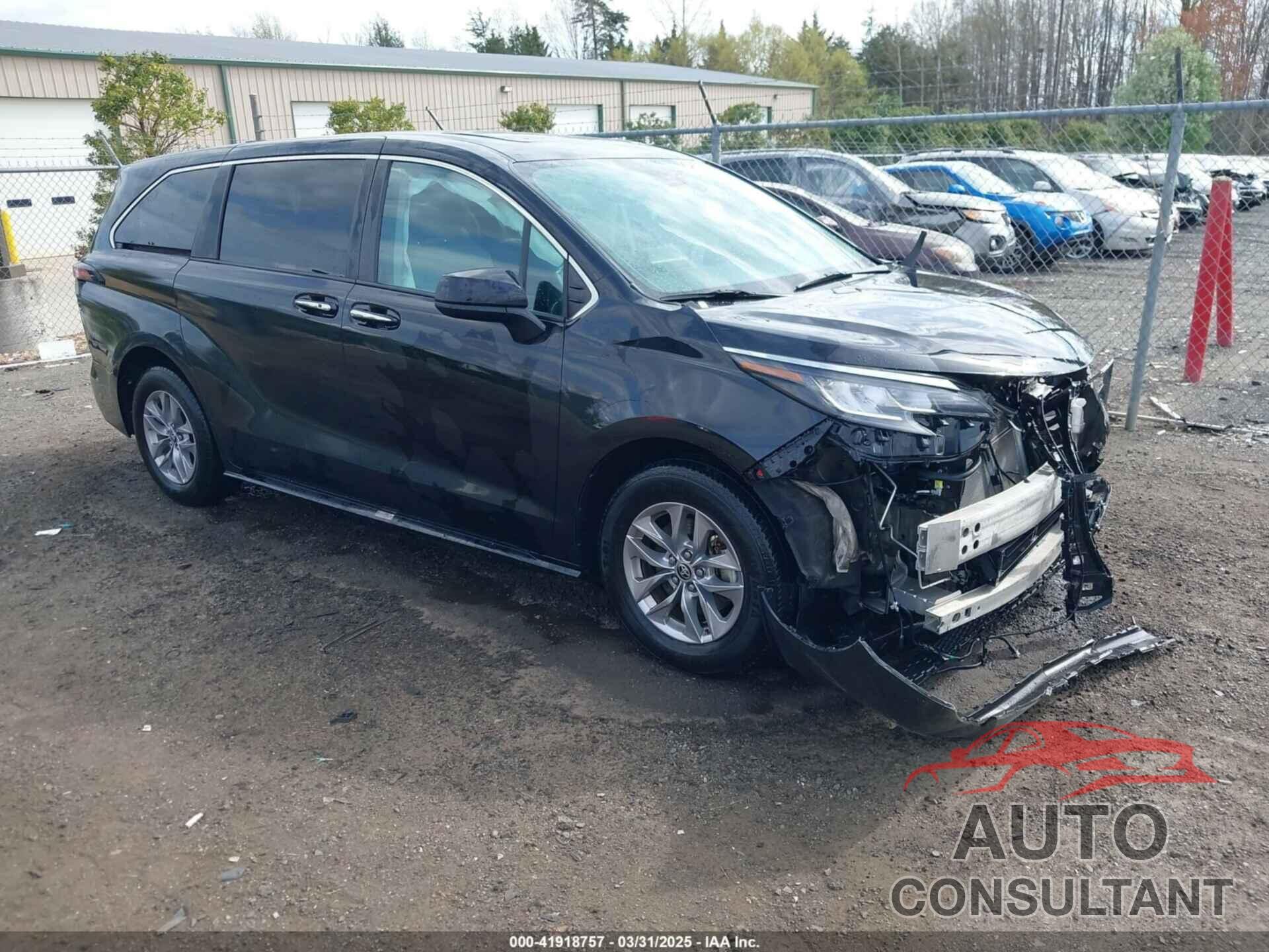 TOYOTA SIENNA 2022 - 5TDYRKEC7NS114539