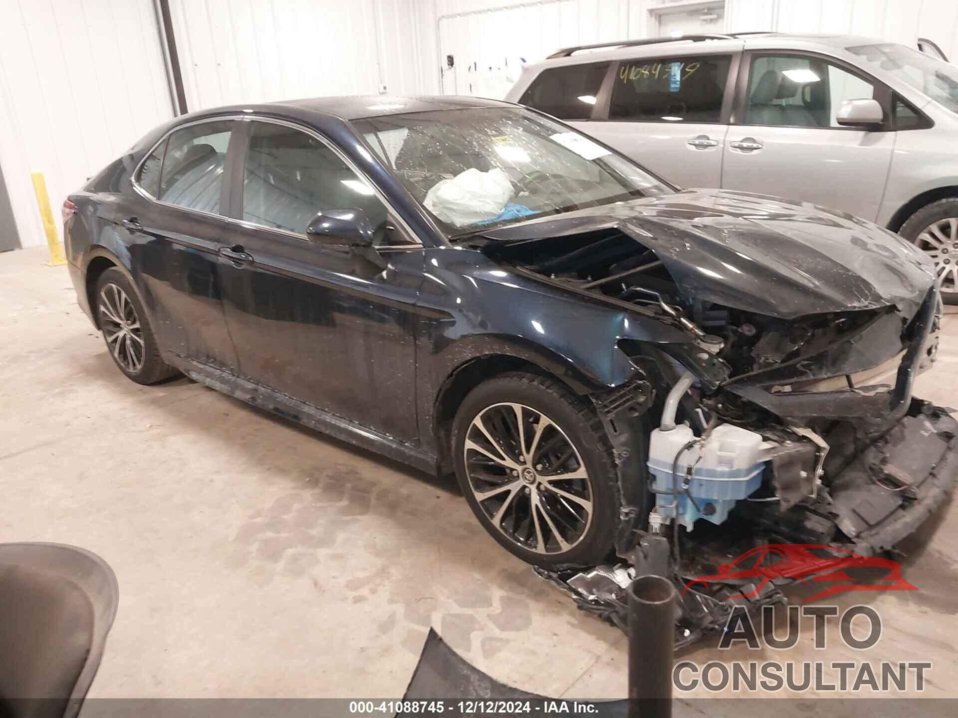 TOYOTA CAMRY 2020 - 4T1G11AK0LU890932