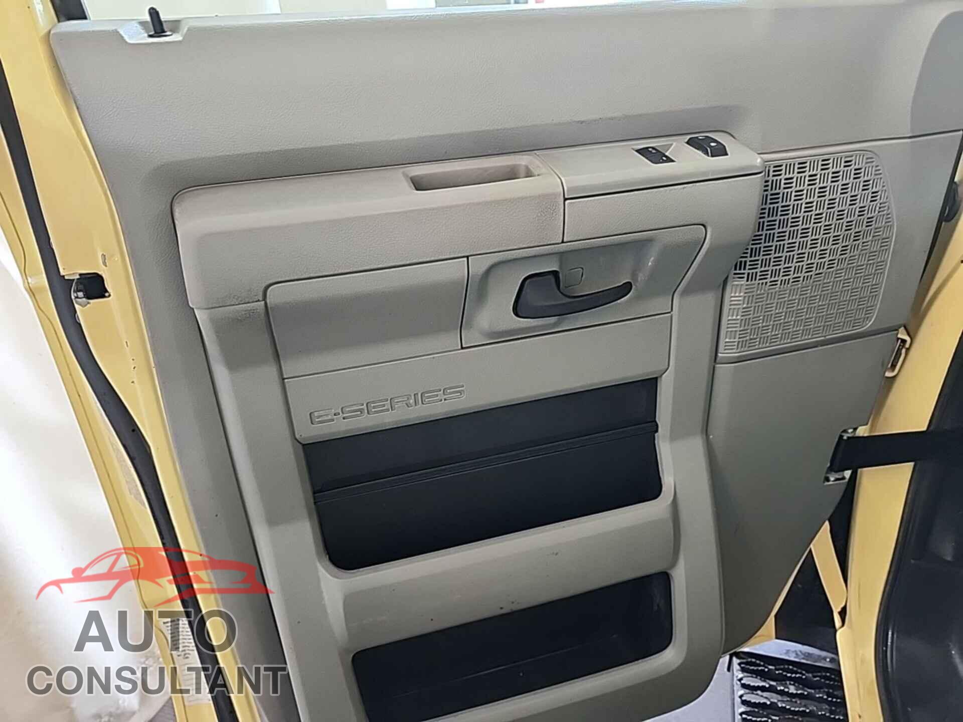 FORD ECONOLINE 2019 - 1FDXE4FS0KDC22562