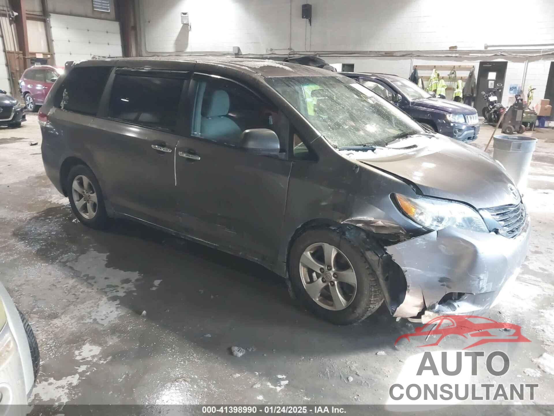 TOYOTA SIENNA 2013 - 5TDZK3DC0DS286197