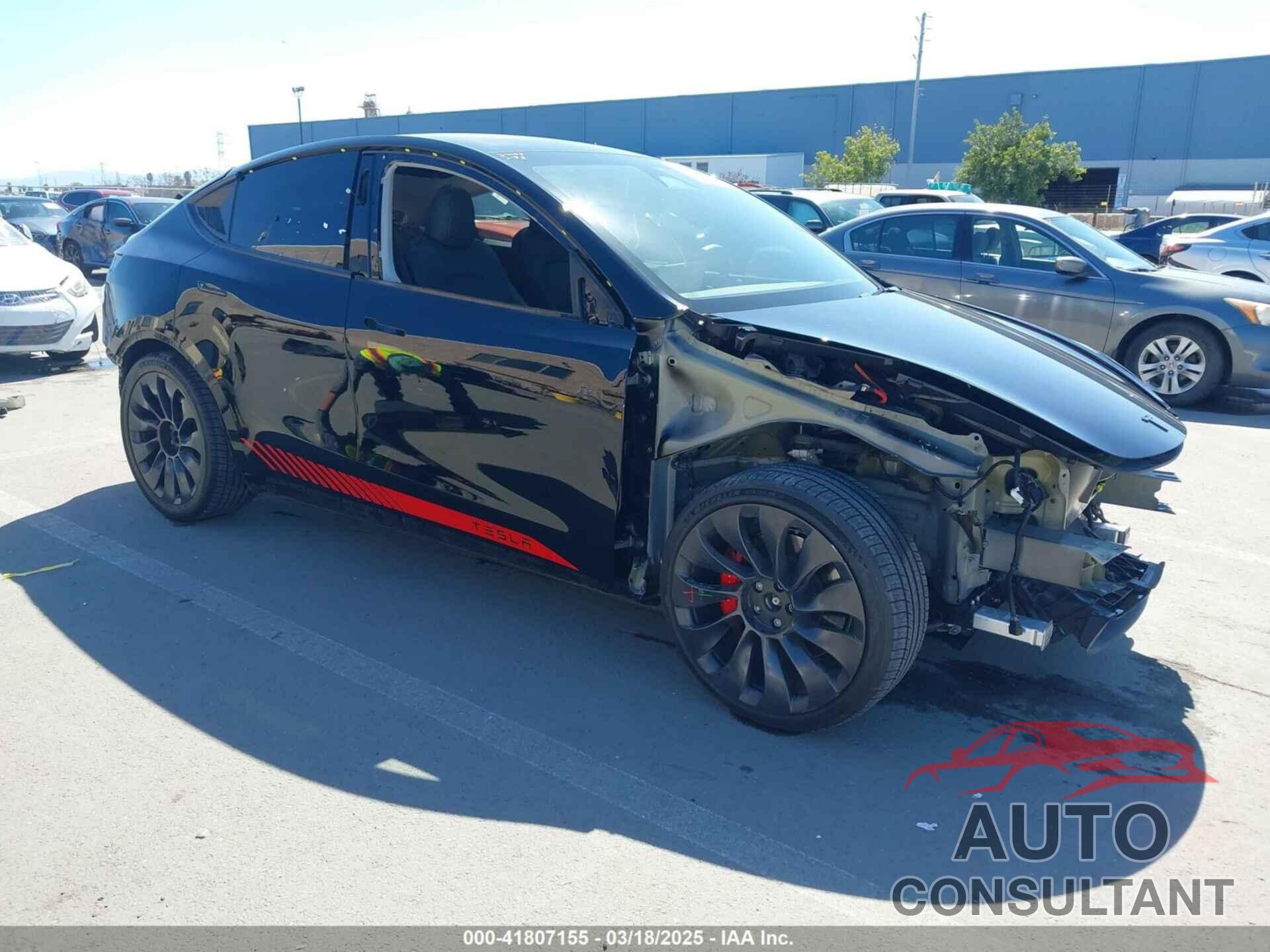 TESLA MODEL Y 2023 - 7SAYGDEF5PF793197