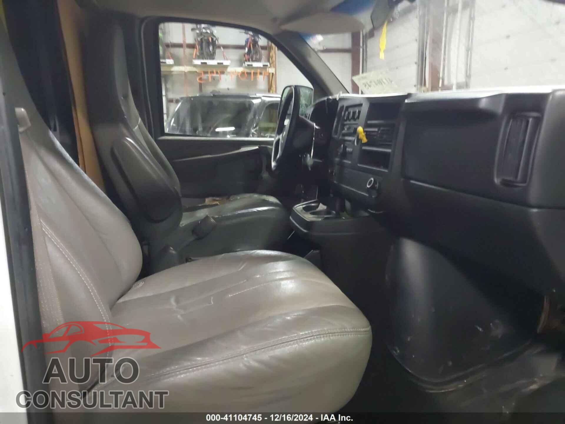 CHEVROLET EXPRESS 1500 2012 - 1GCSGAFX4C1146589