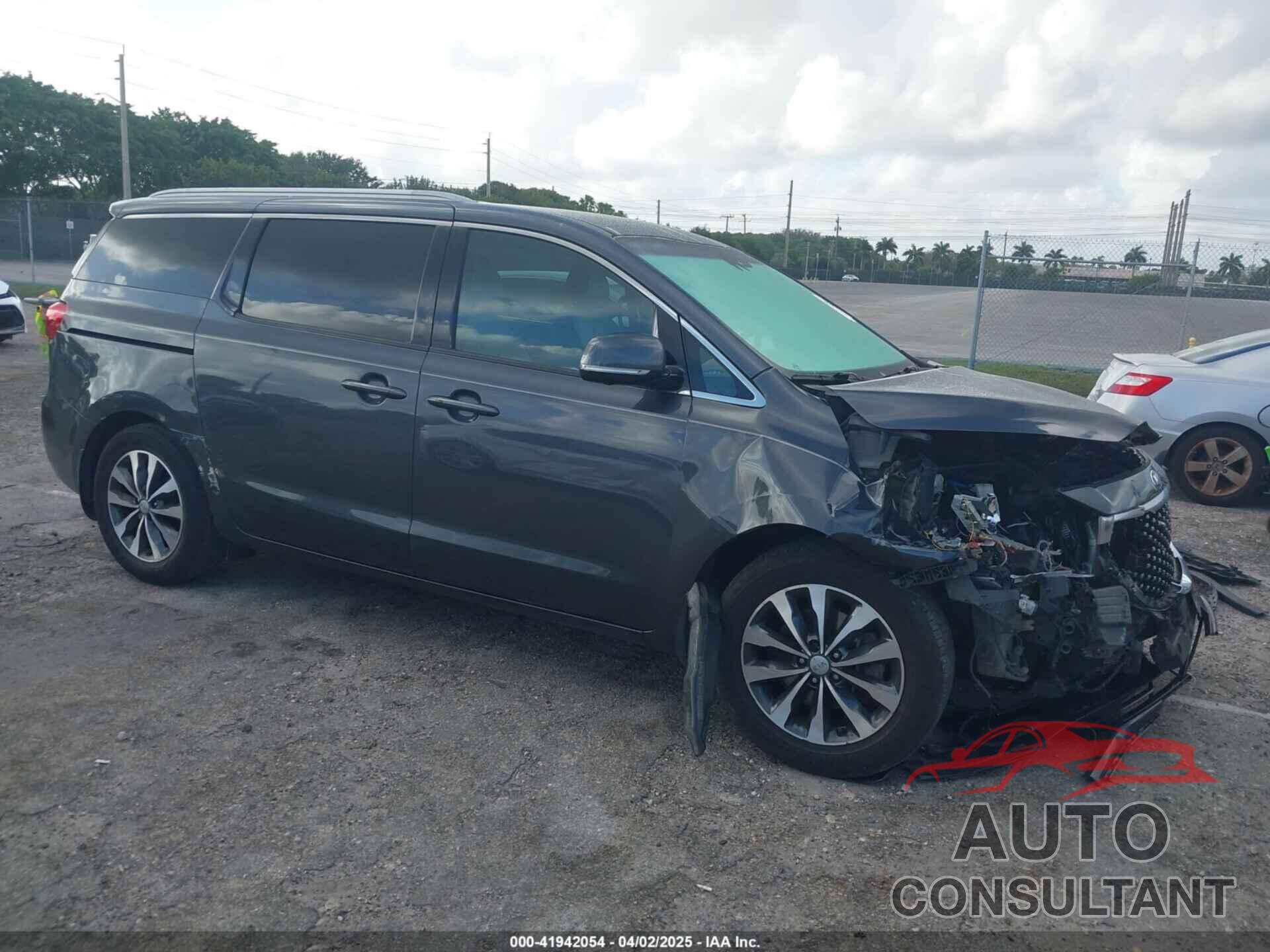 KIA SEDONA 2017 - KNDMC5C11H6269921
