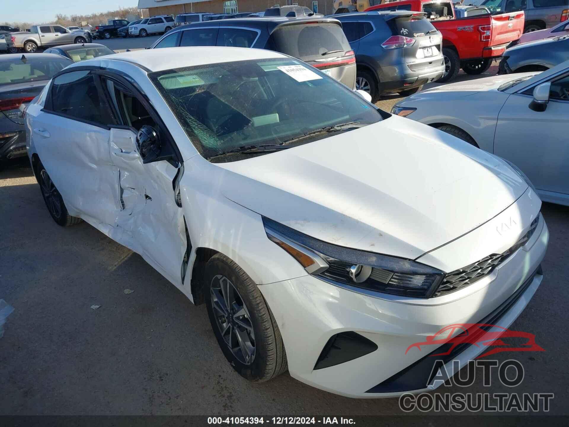 KIA FORTE 2024 - 3KPF24AD9RE716915