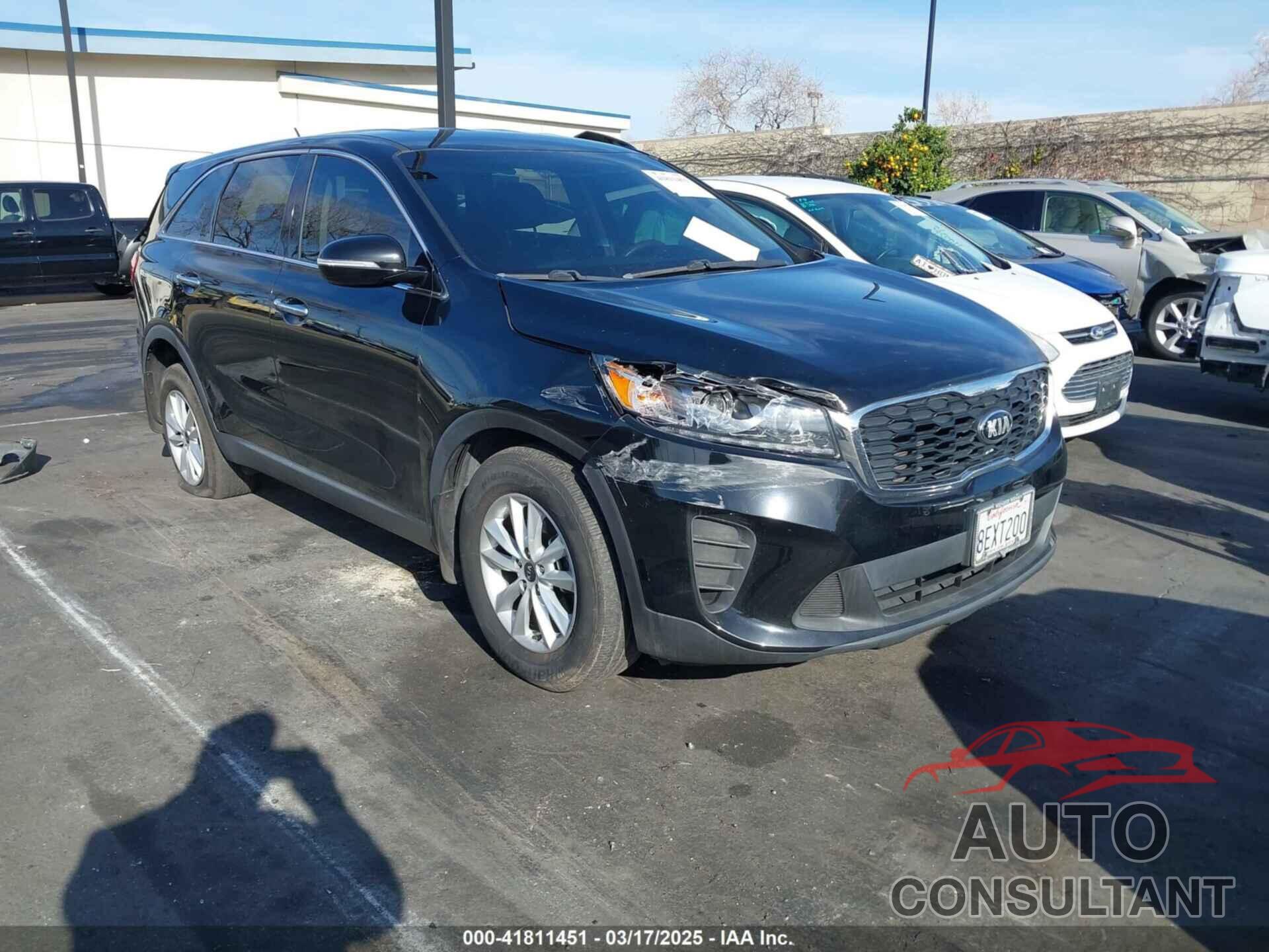 KIA SORENTO 2019 - 5XYPG4A30KG465482