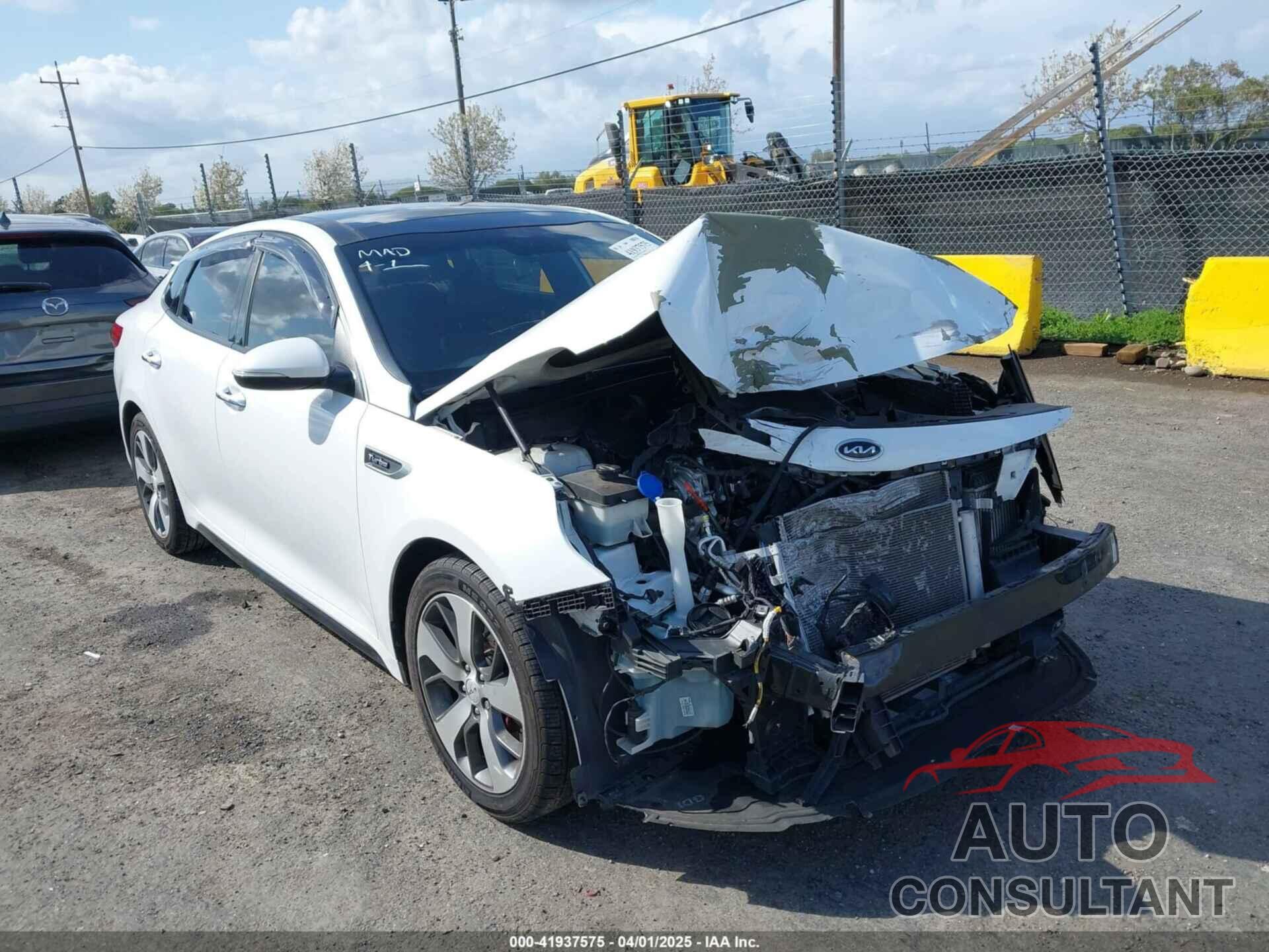 KIA OPTIMA 2016 - 5XXGW4L25GG016639
