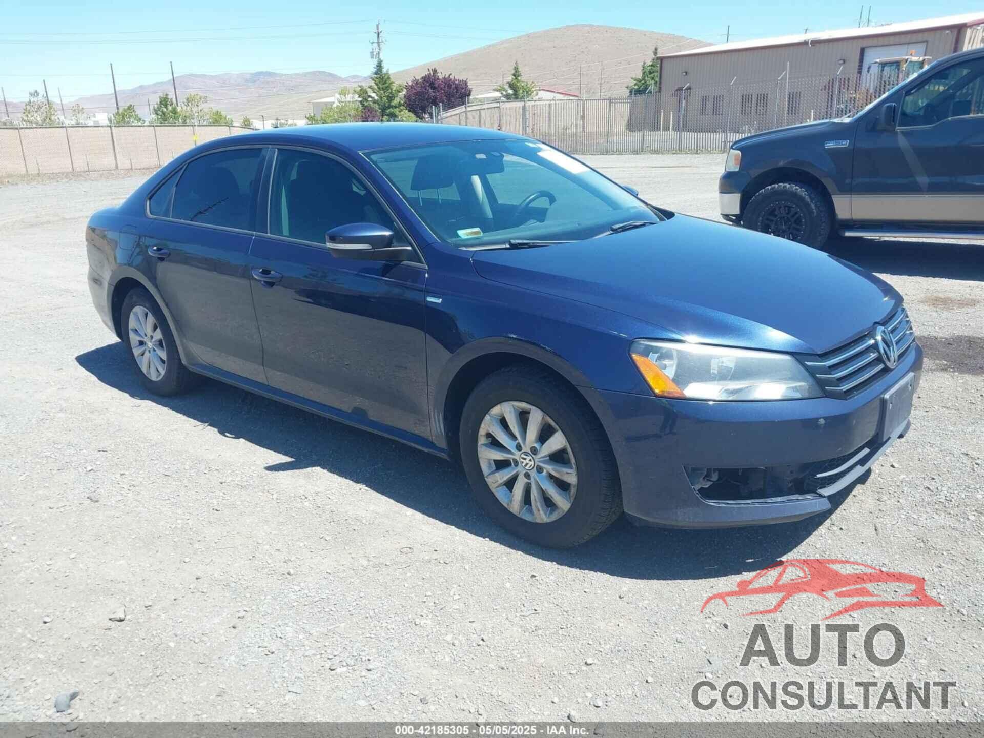 VOLKSWAGEN PASSAT 2015 - 1VWAT7A38FC049237