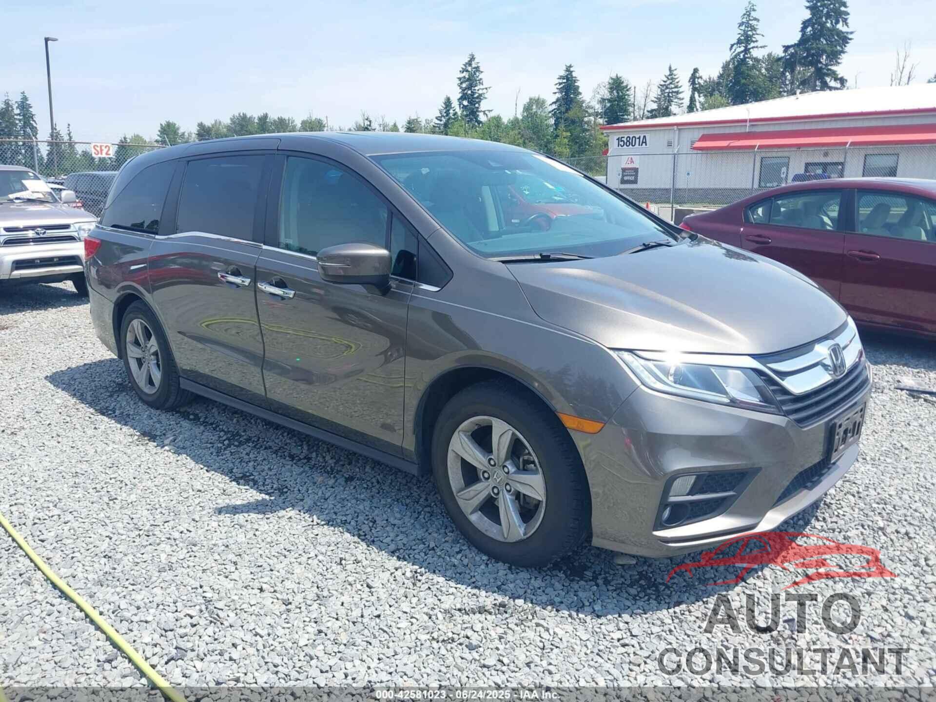 HONDA ODYSSEY 2019 - 5FNRL6H78KB046912
