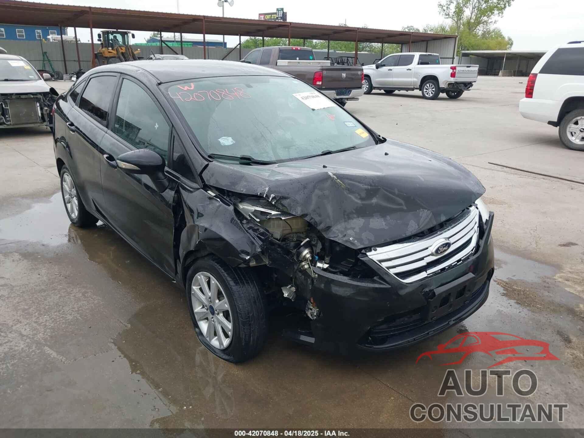 FORD FIESTA 2013 - 3FADP4BJ8DM194196
