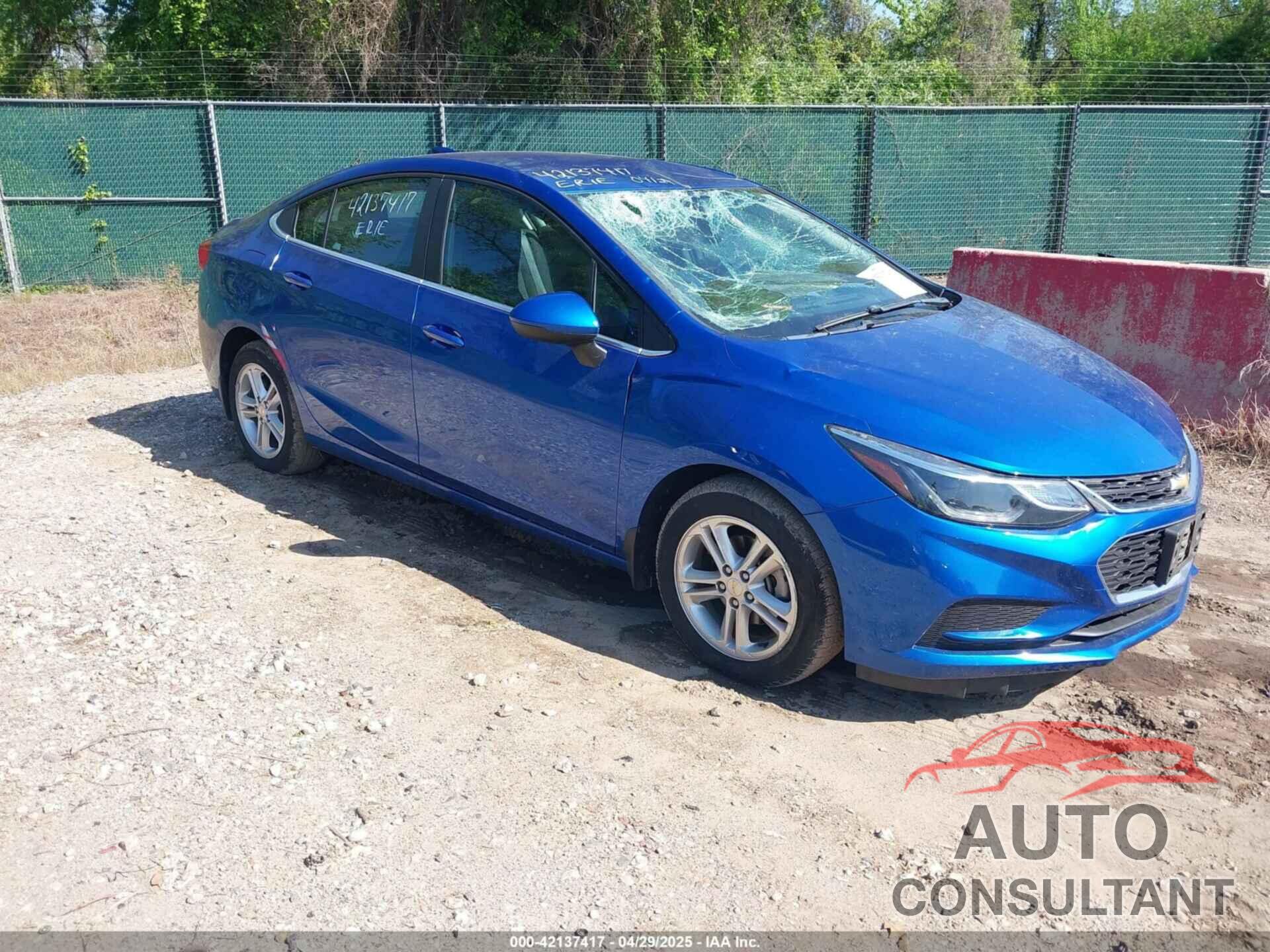 CHEVROLET CRUZE 2017 - 1G1BE5SM7H7185330