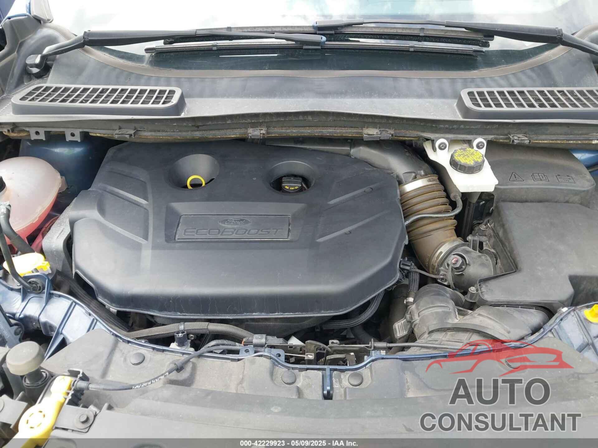 FORD ESCAPE 2018 - 1FMCU0J9XJUA61277