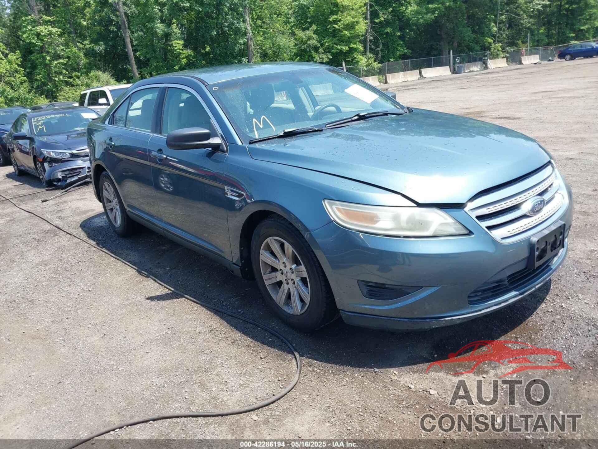 FORD TAURUS 2010 - 1FAHP2DW3AG104103