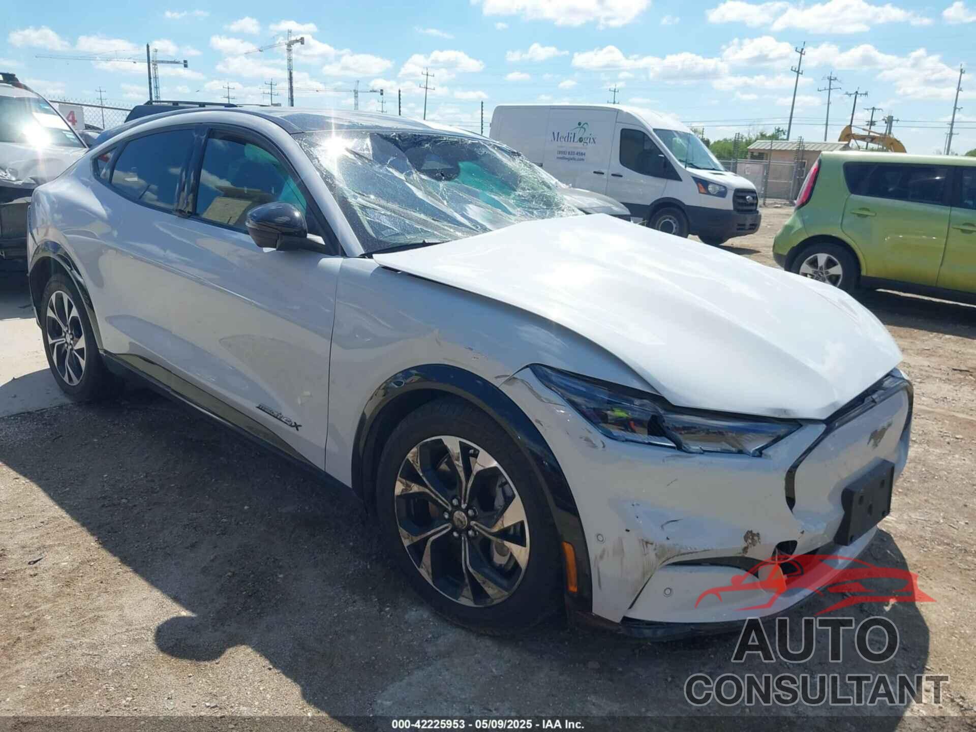 FORD MUSTANG MACH-E 2023 - 3FMTK3SU2PMA96628
