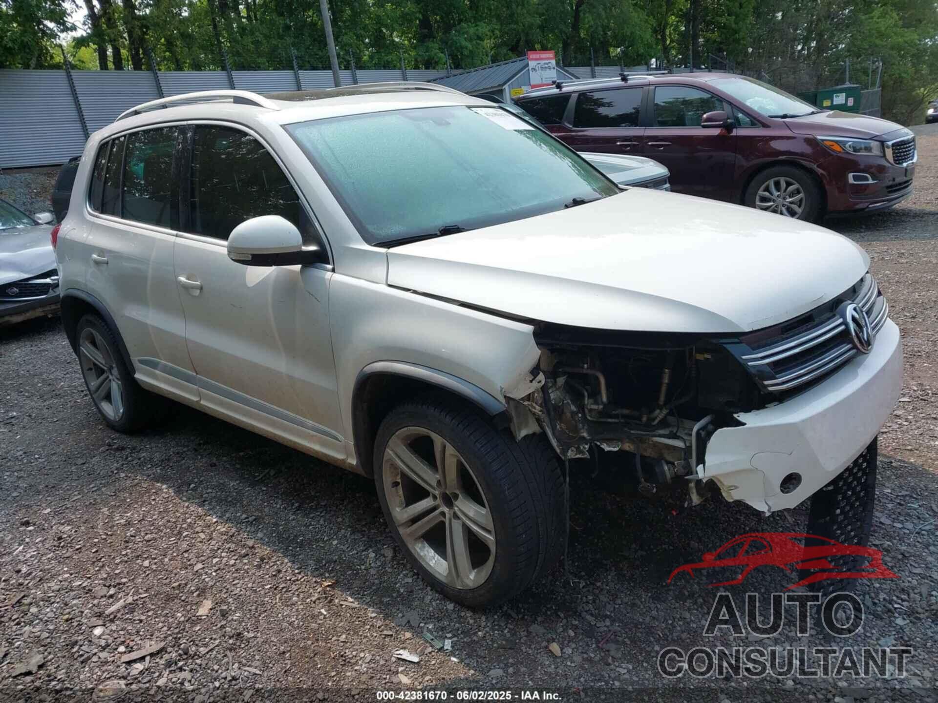 VOLKSWAGEN TIGUAN 2014 - WVGAV3AX7EW022239