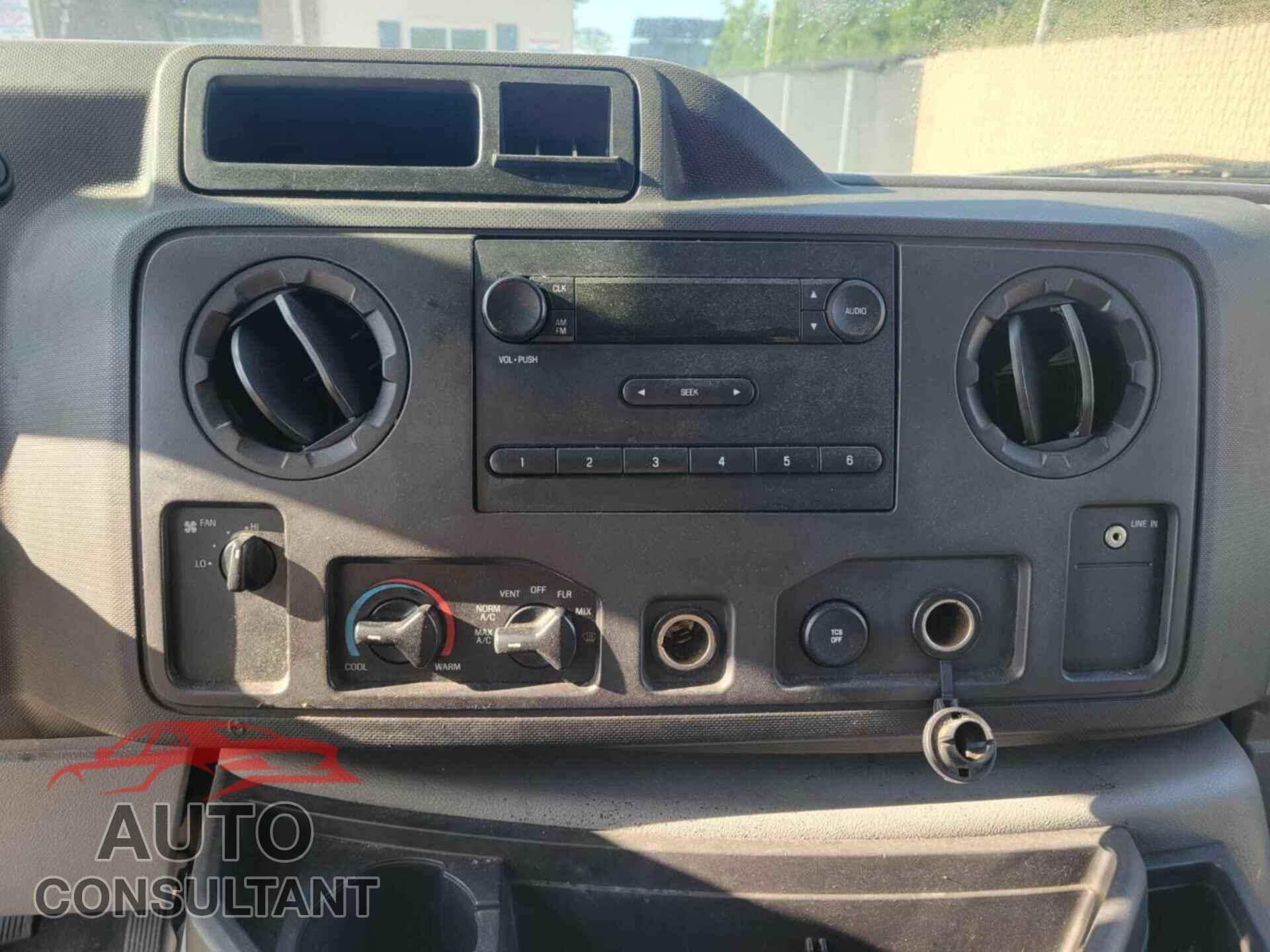 FORD ECONOLINE 2012 - 1FTNE2EW3CDB07010