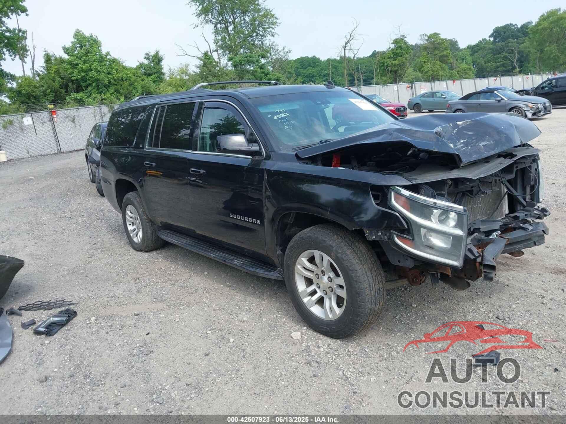 CHEVROLET SUBURBAN 1500 2015 - 1GNSKJKC1FR166507