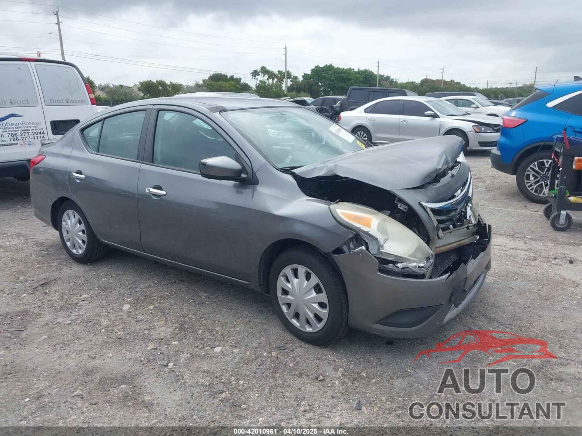 NISSAN VERSA 2017 - 3N1CN7AP0HL817201