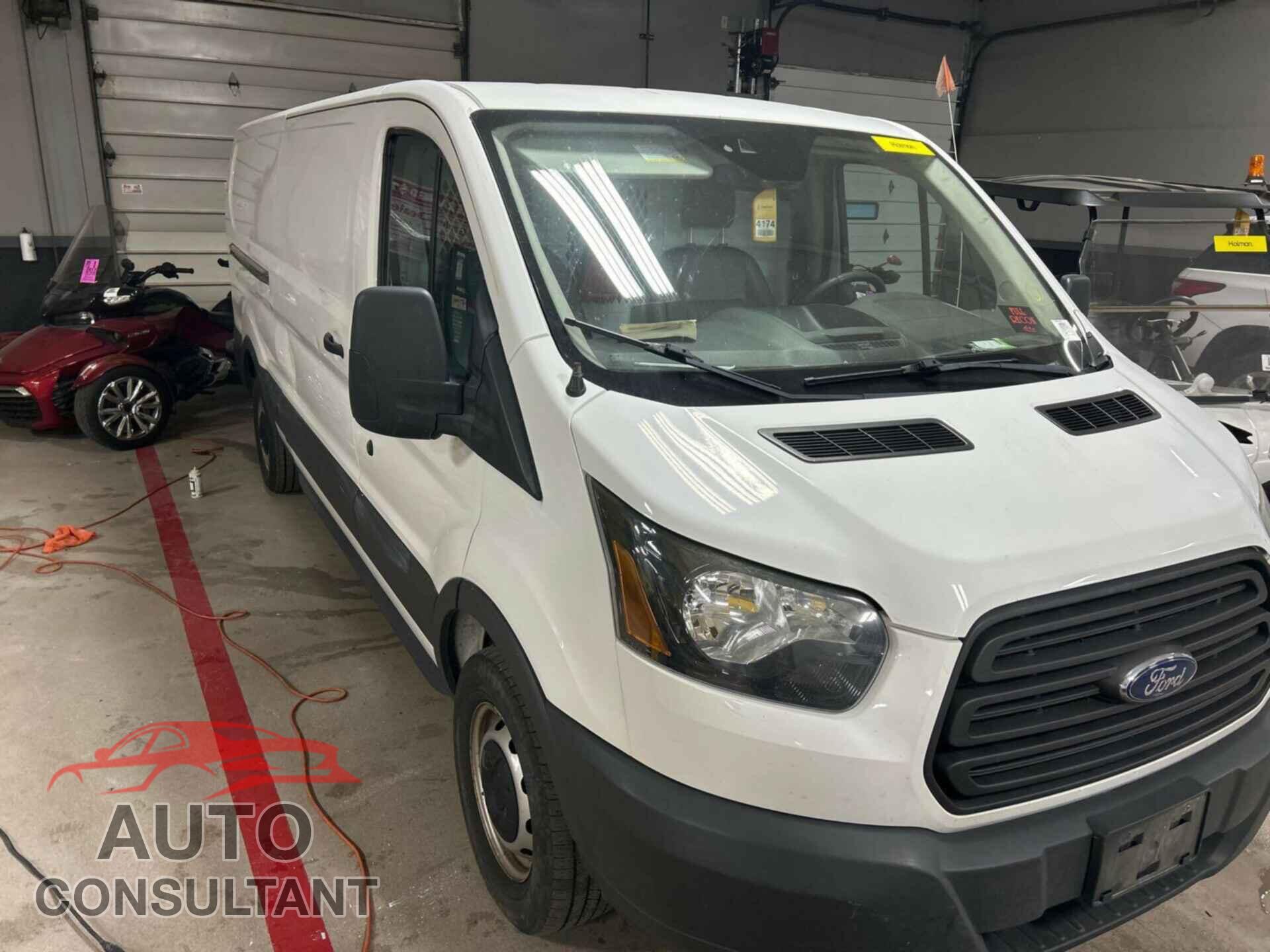 FORD TRANSIT-150 2015 - 1FTNE2YM3FKB29986