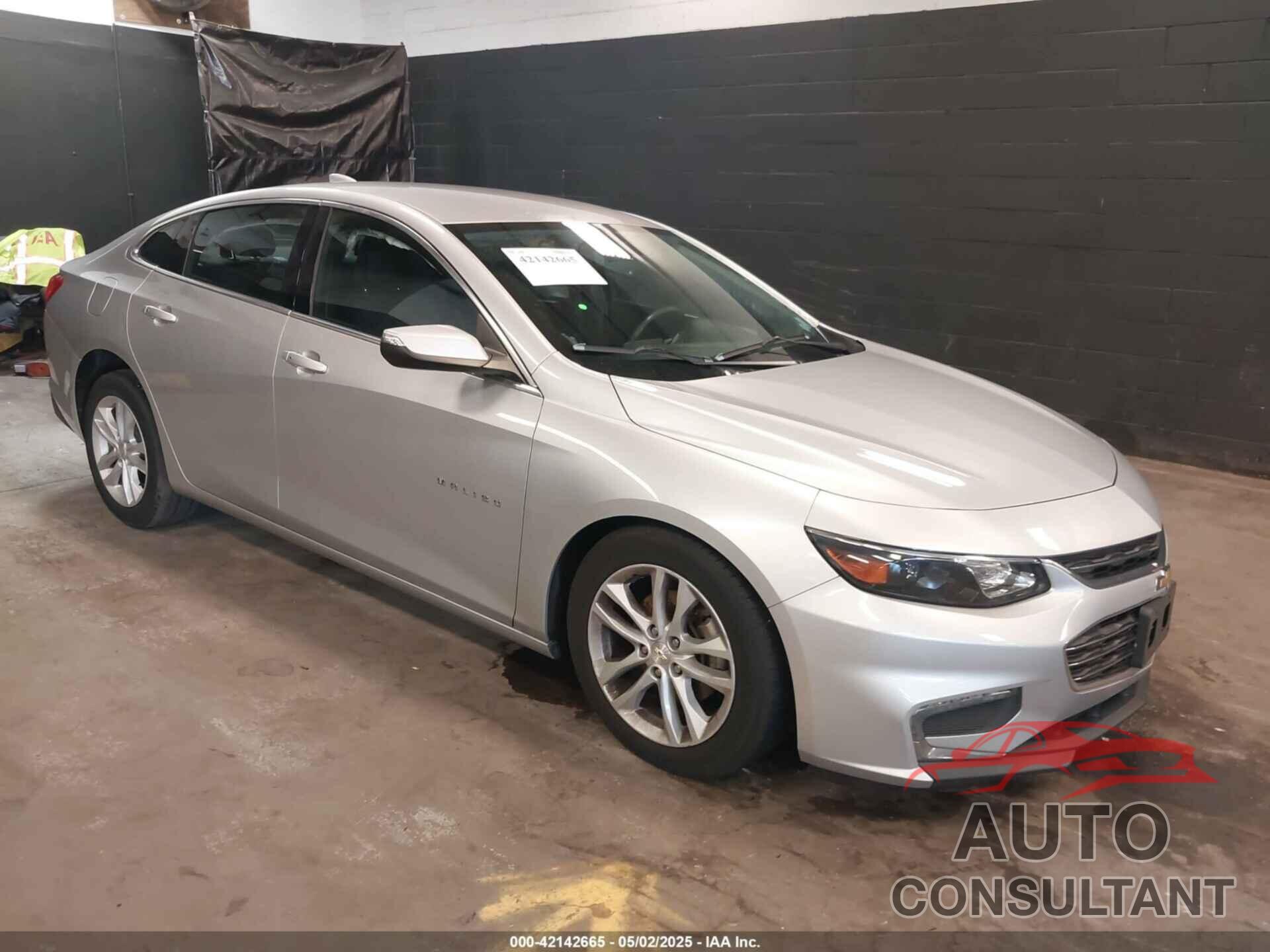 CHEVROLET MALIBU 2018 - 1G1ZD5ST4JF135392