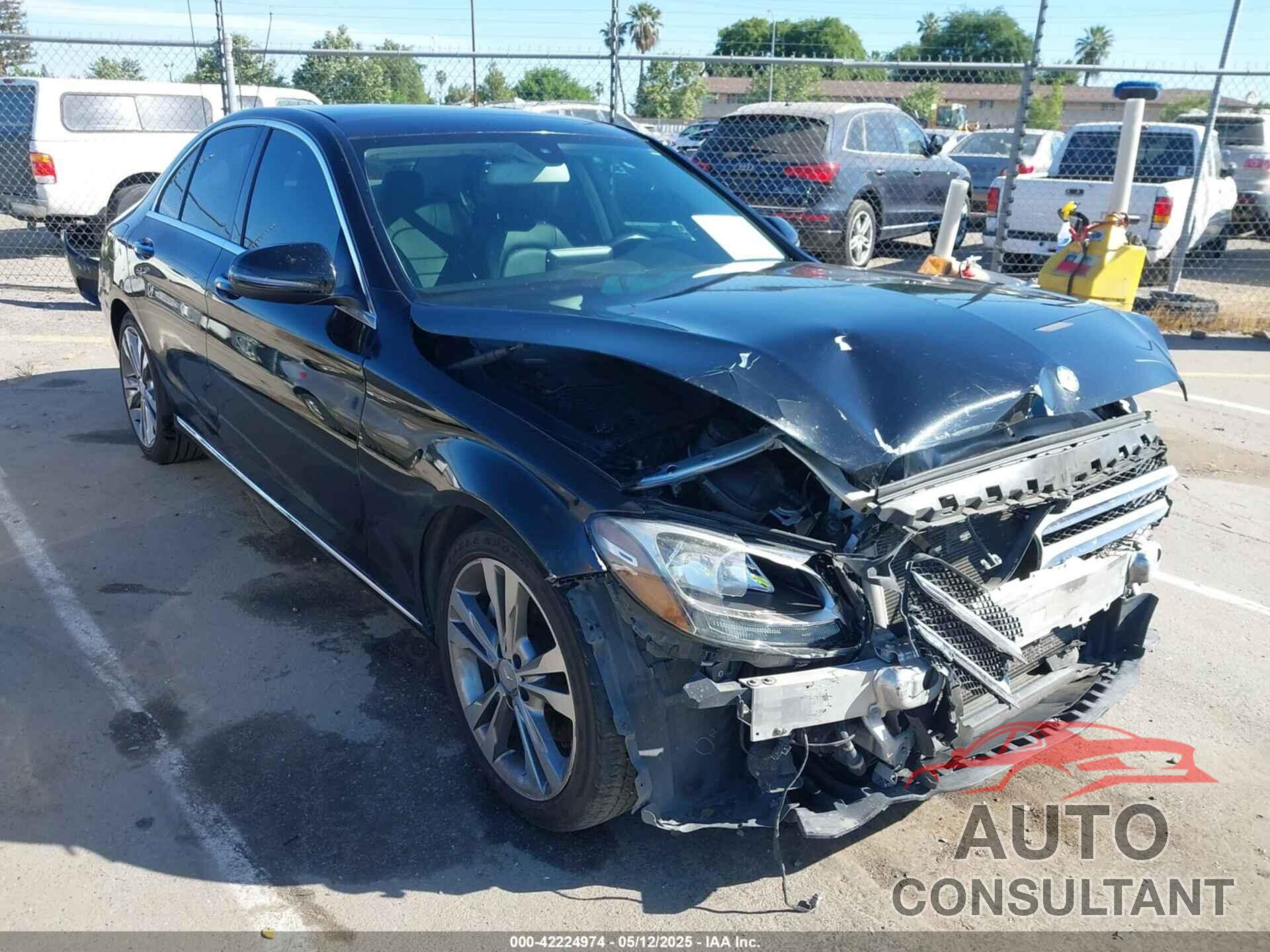 MERCEDES-BENZ C 300 2016 - 55SWF4JB3GU166183