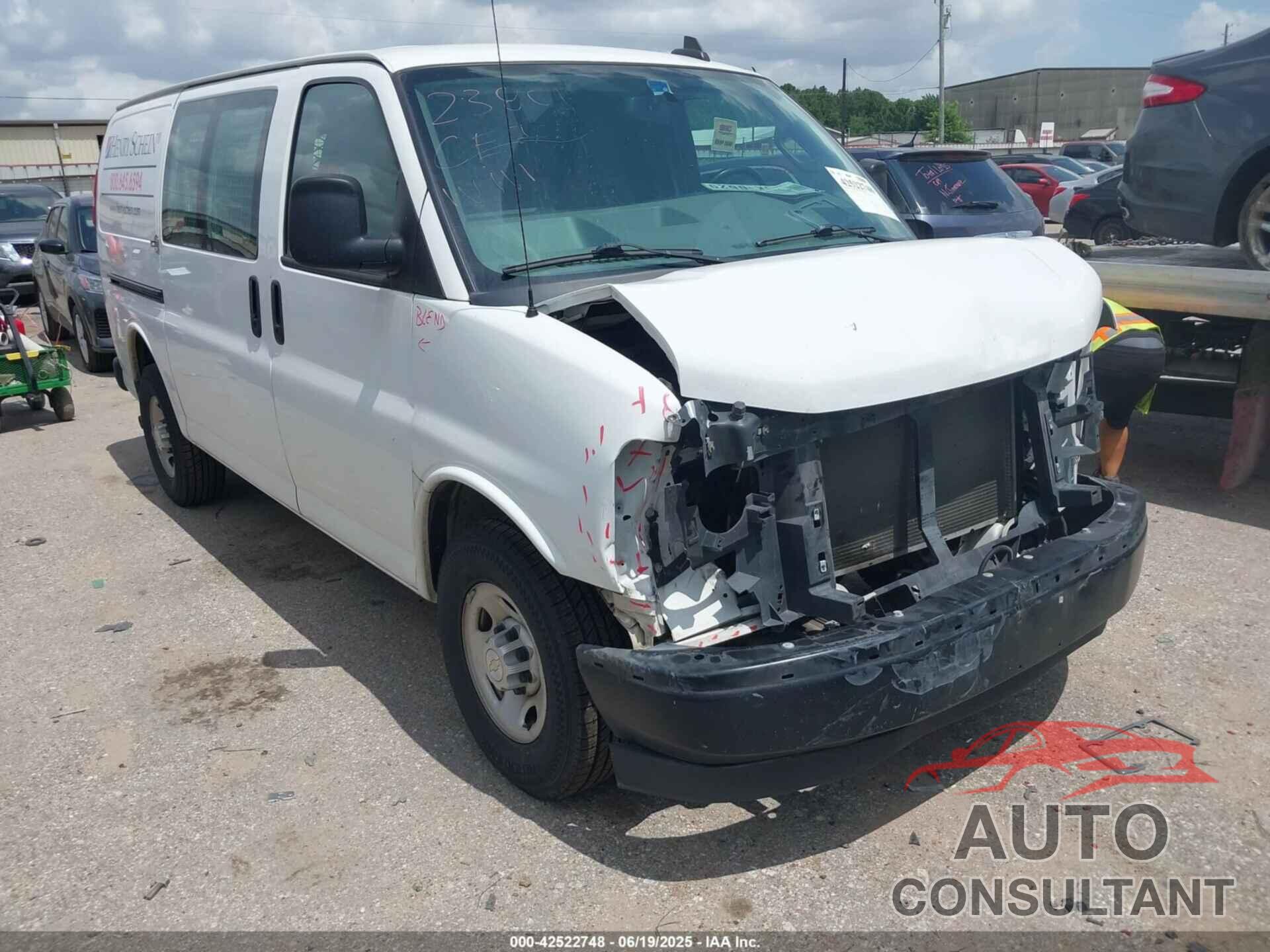 CHEVROLET EXPRESS CARGO 2020 - 1GCWGAFP3L1240299