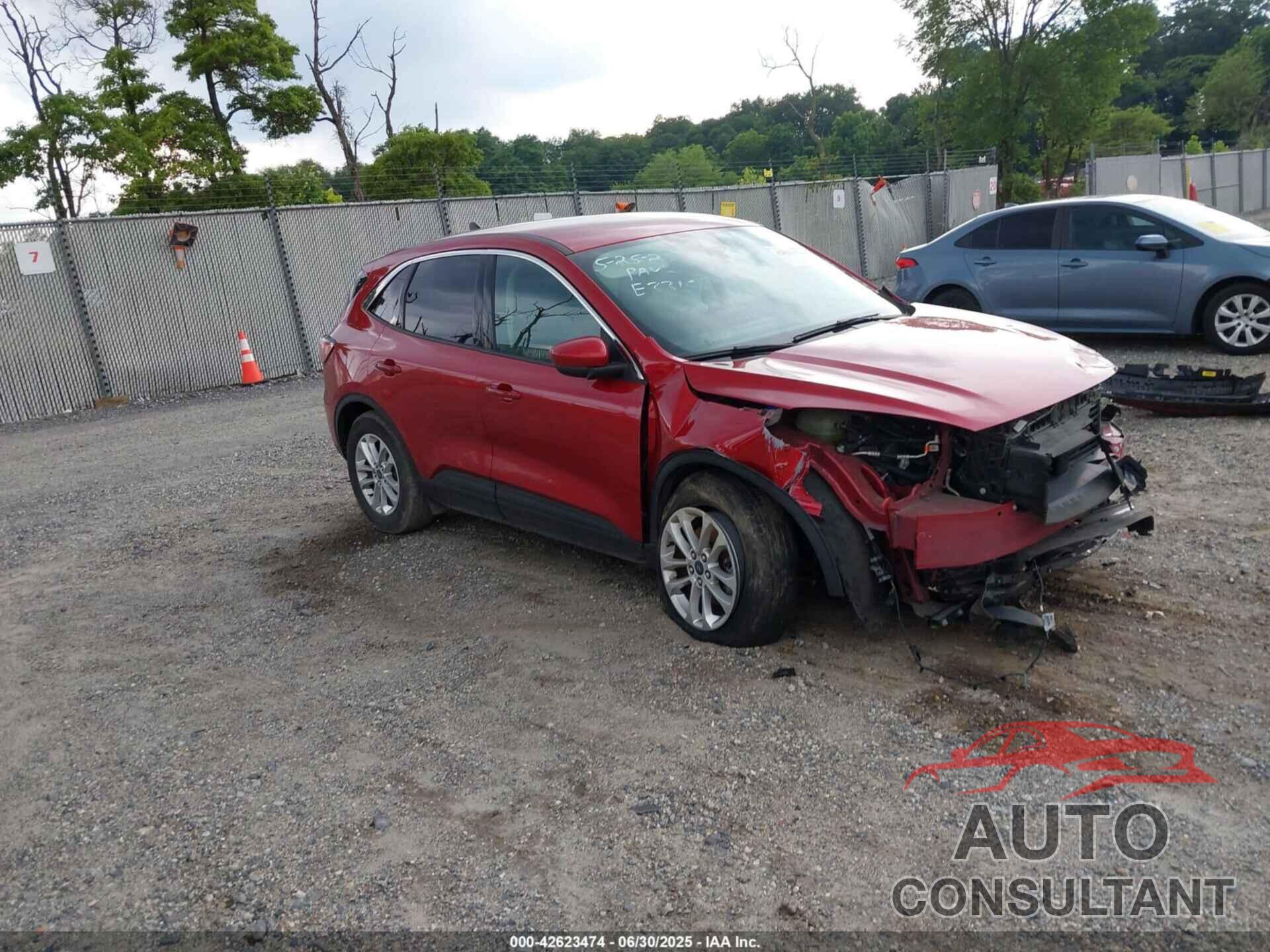 FORD ESCAPE 2020 - 1FMCU0G68LUB71504