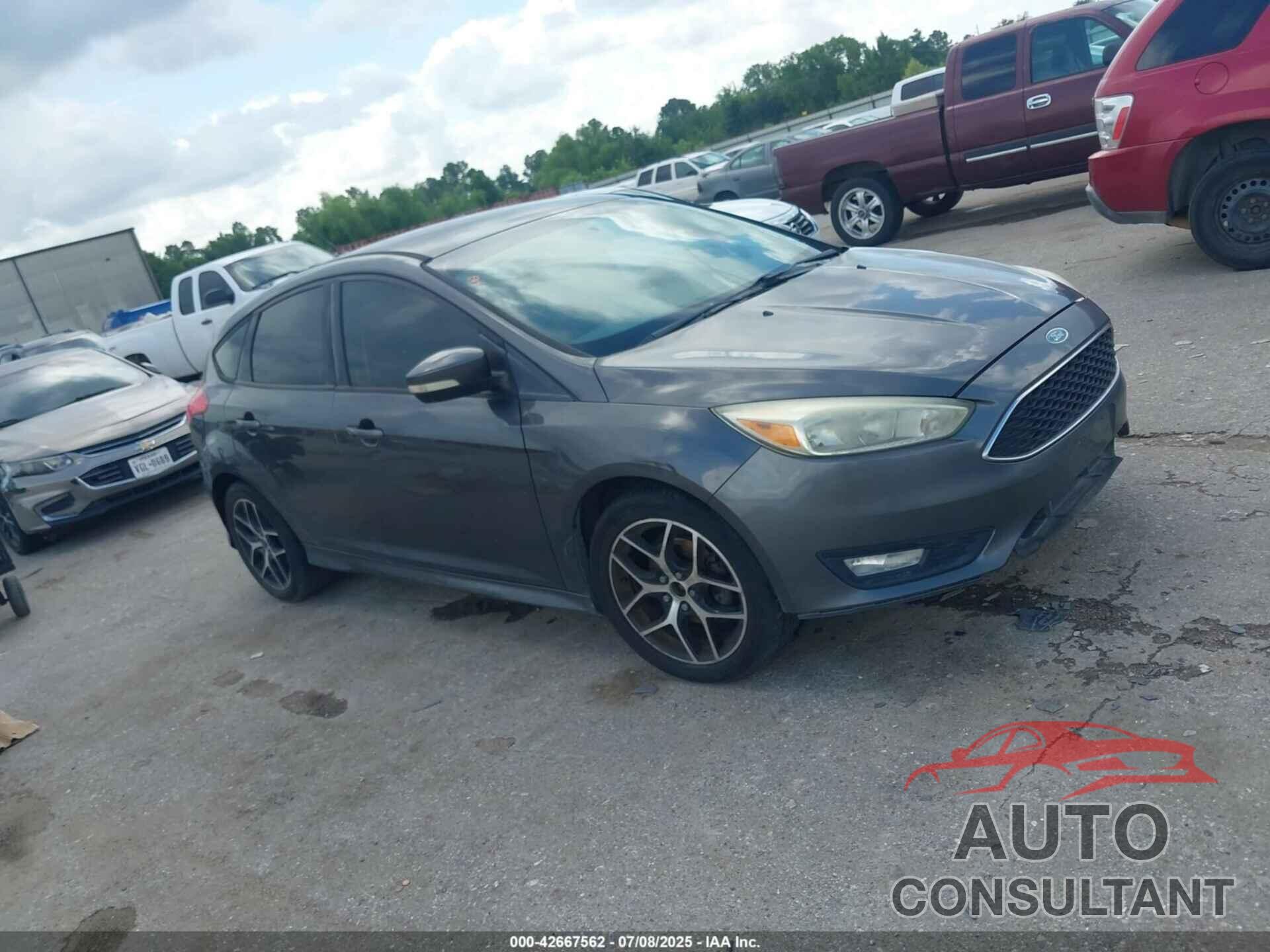 FORD FOCUS 2015 - 1FADP3K22FL260989