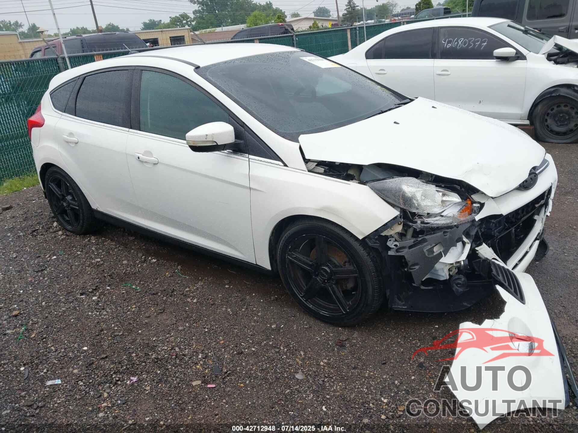 FORD FOCUS 2014 - 1FADP3N2XEL235803