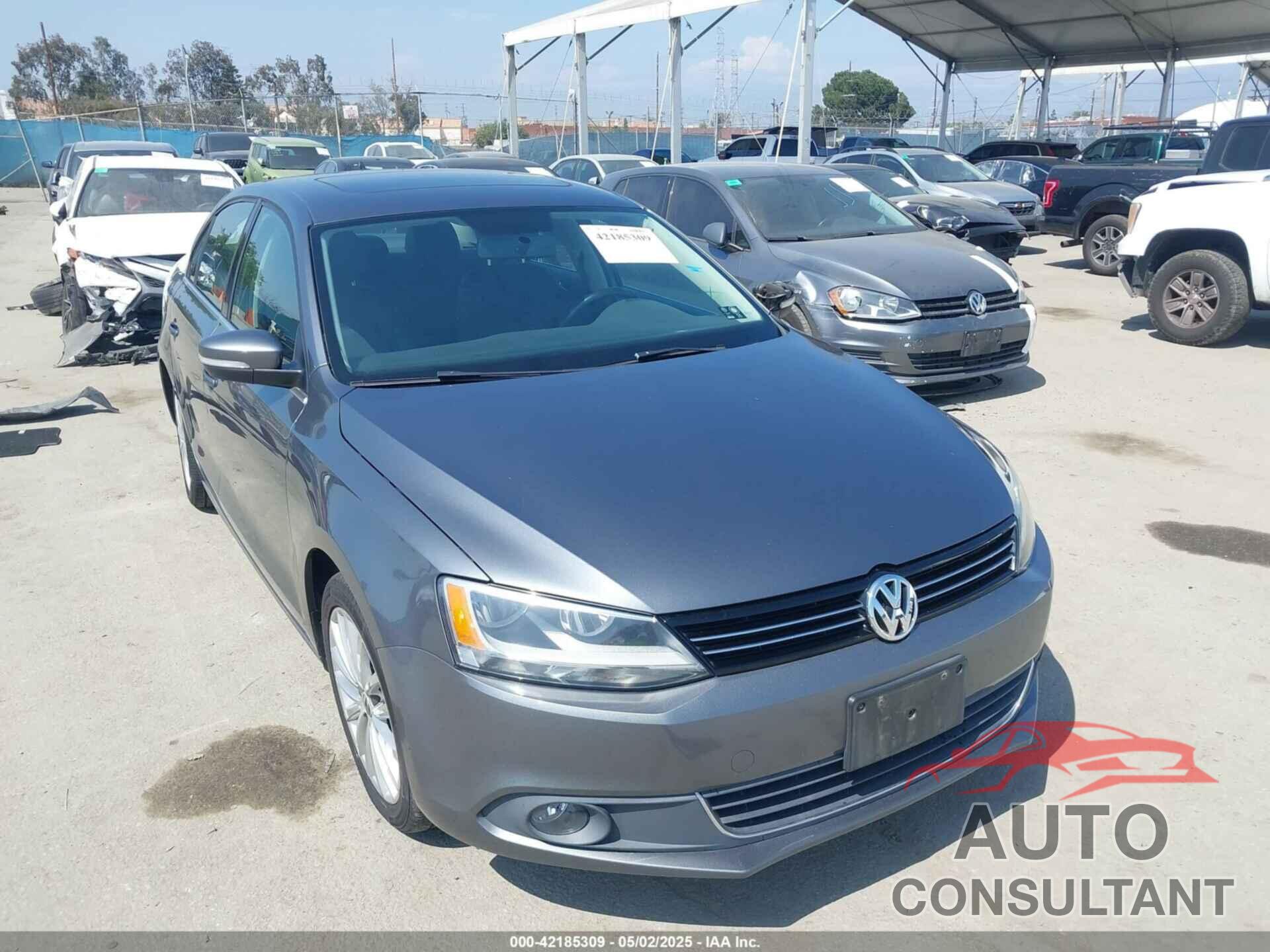 VOLKSWAGEN JETTA 2011 - 3VWLZ7AJ0BM376892