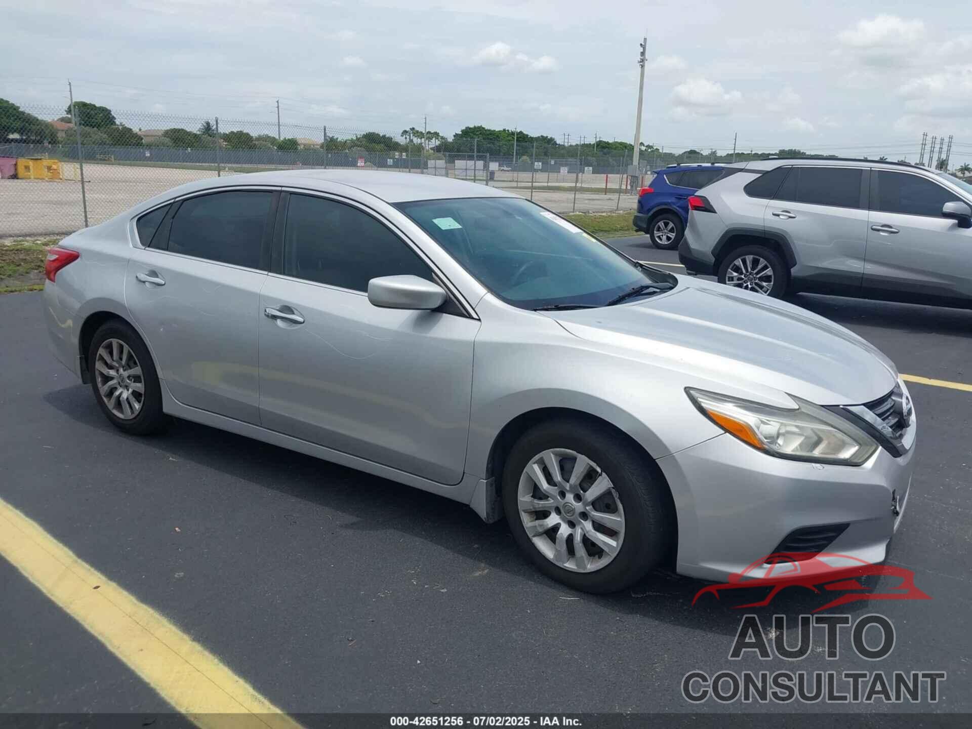 NISSAN ALTIMA 2017 - 1N4AL3AP0HC485653