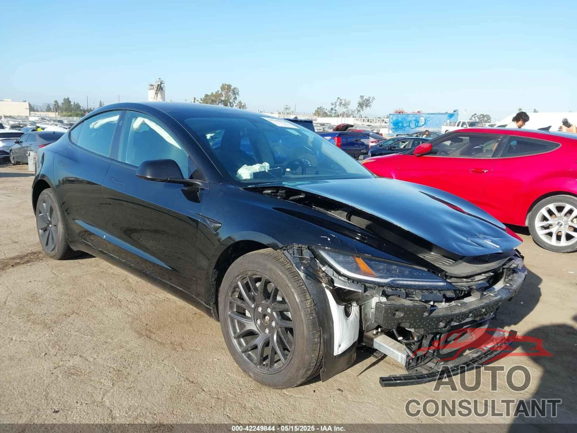 TESLA MODEL 3 2025 - 5YJ3E1EB3SF926394