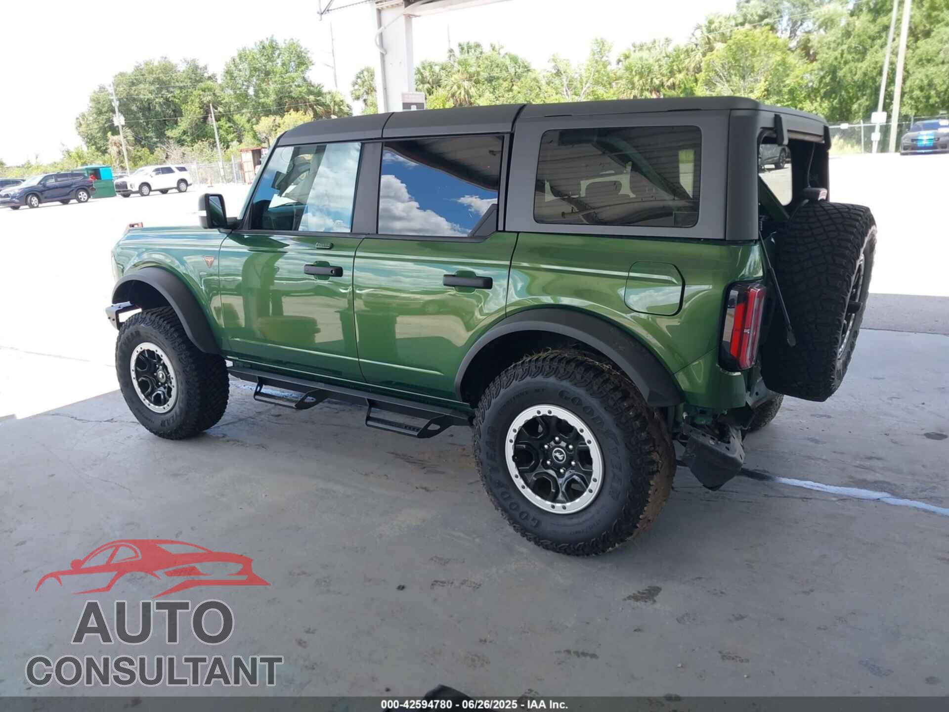 FORD BRONCO 2022 - 1FMEE5DP8NLB42657