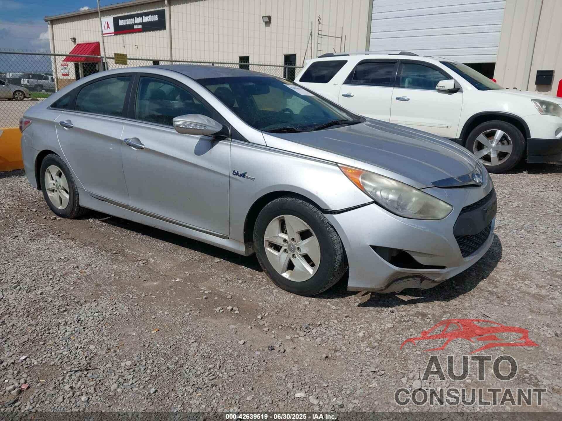 HYUNDAI SONATA HYBRID 2012 - KMHEC4A4XCA020935