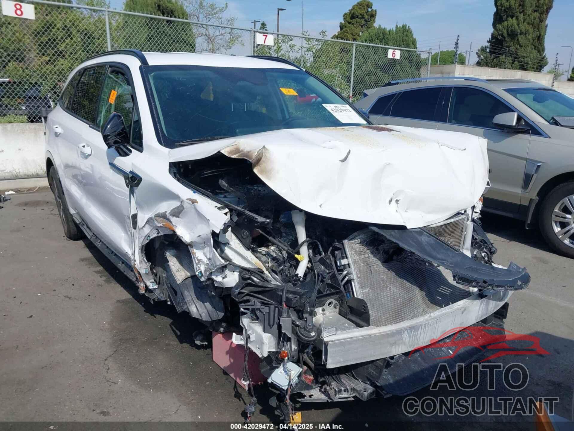 KIA SORENTO 2021 - 5XYRL4LC8MG035364
