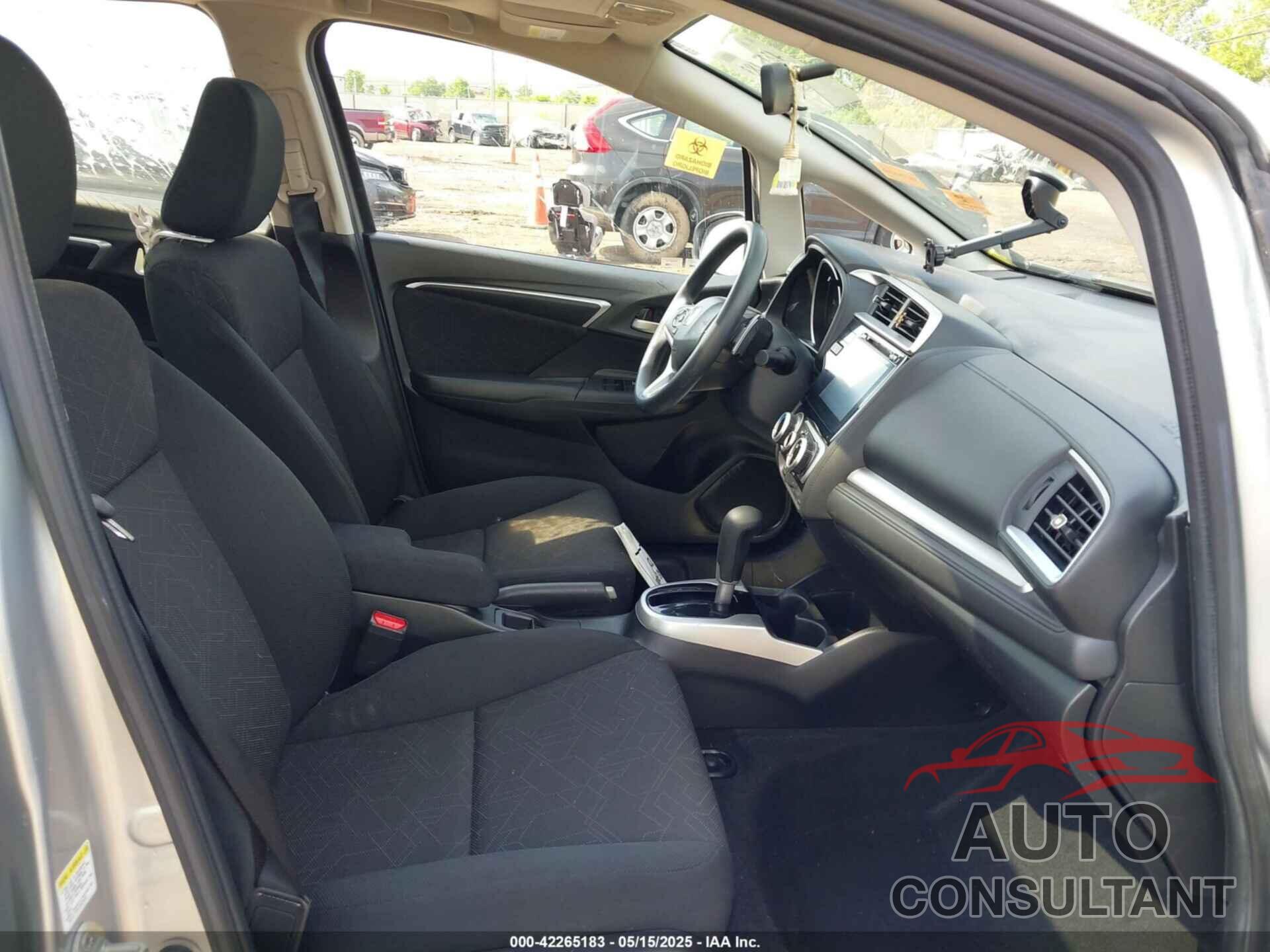 HONDA FIT 2016 - JHMGK5H7XGX014530