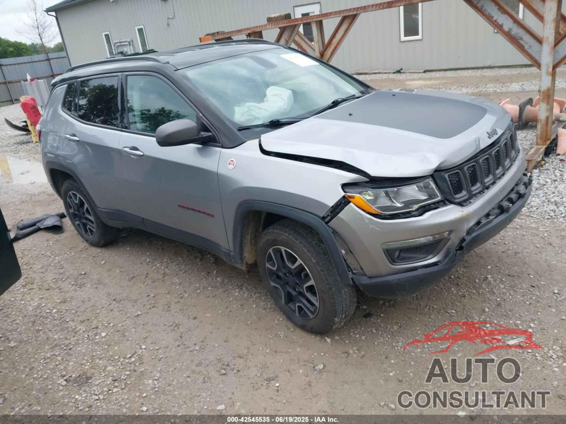 JEEP COMPASS 2019 - 3C4NJDDB7KT671001