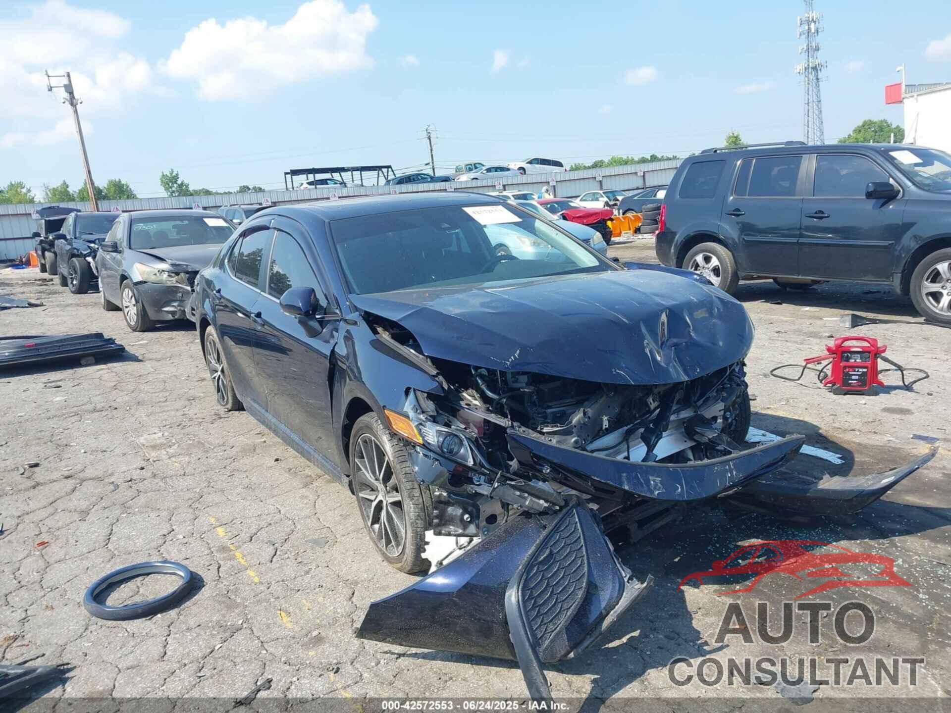TOYOTA CAMRY 2022 - 4T1T11AK2NU624510