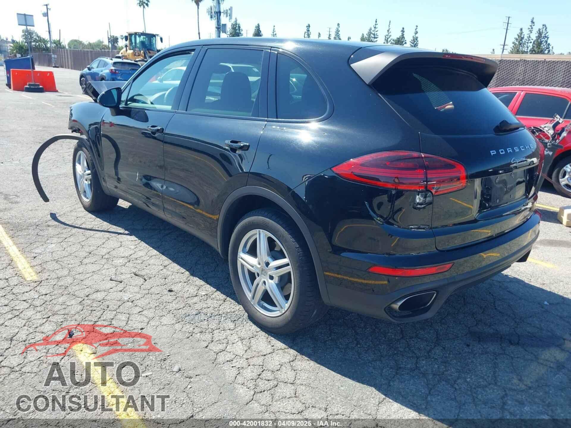 PORSCHE CAYENNE 2016 - WP1AA2A21GLA10704