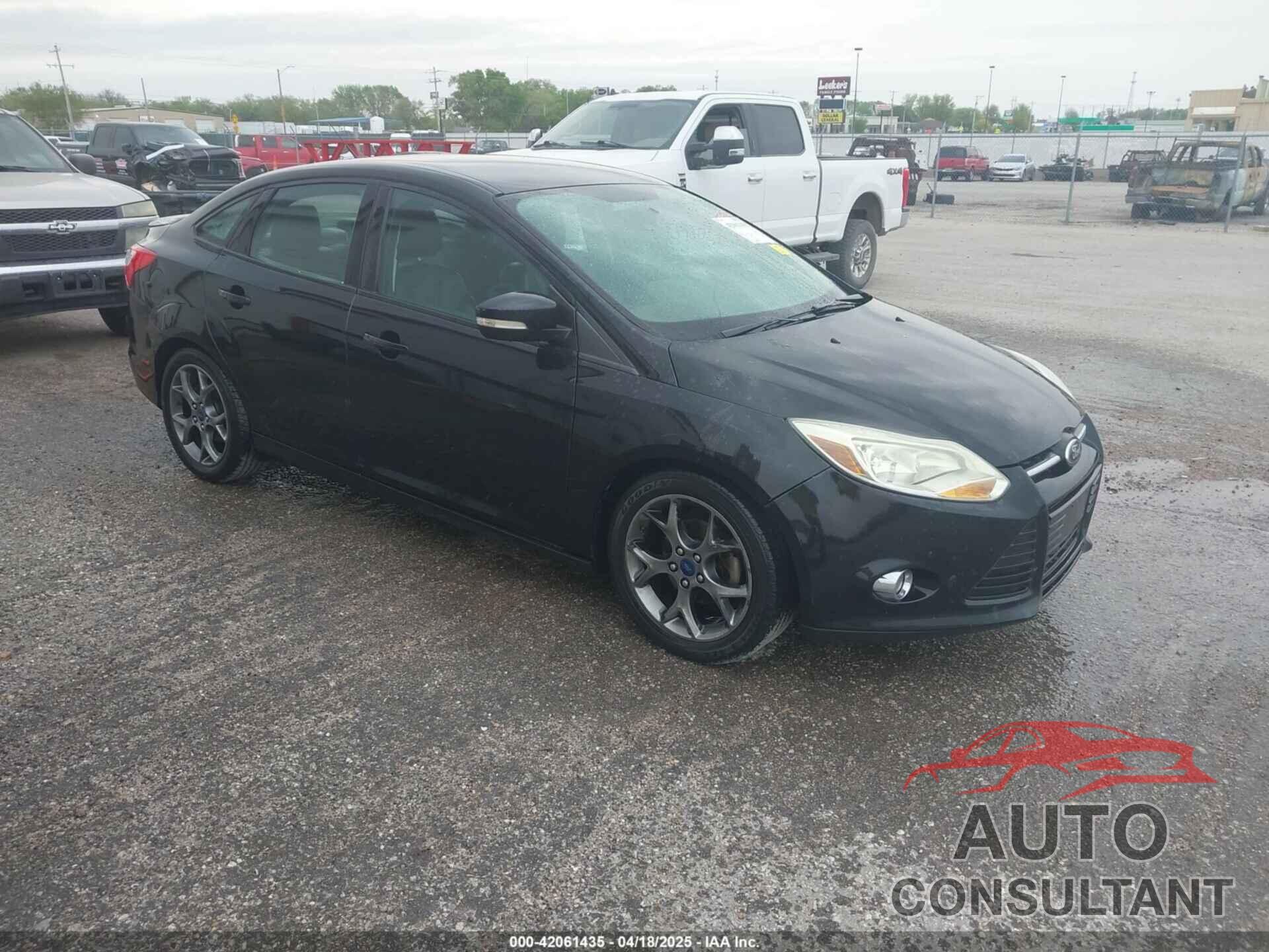 FORD FOCUS 2014 - 1FADP3F27EL420910